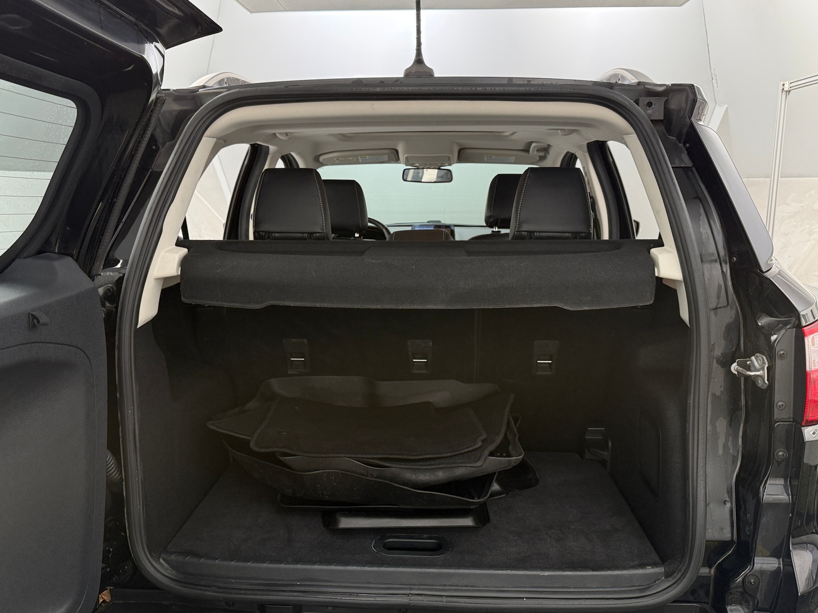 Thumbnail: 2019 Ford EcoSport - 6