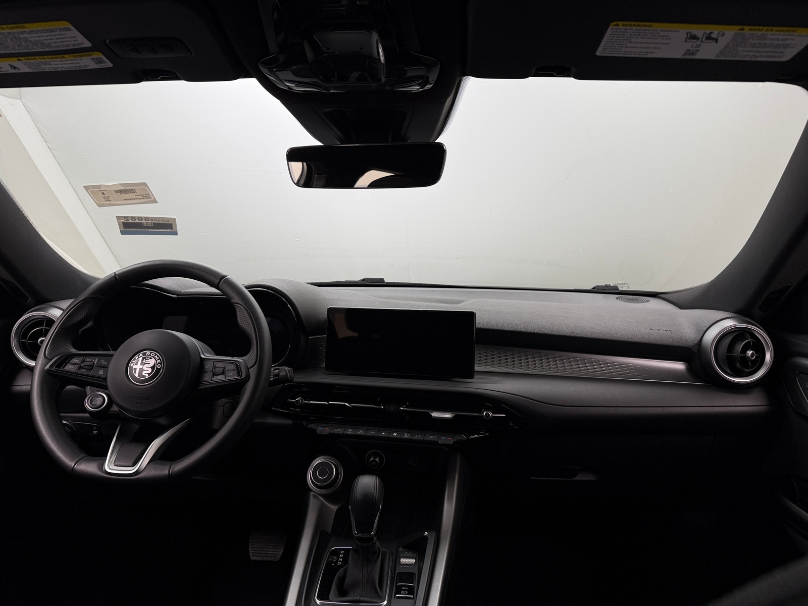 Thumbnail: 2024 Alfa Romeo Tonale - 3