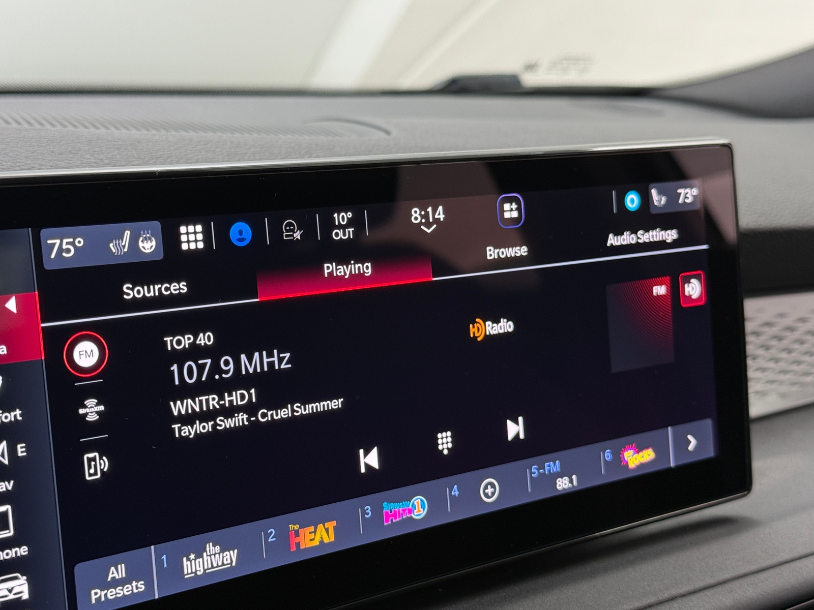 Thumbnail: 2024 Alfa Romeo Tonale - 4