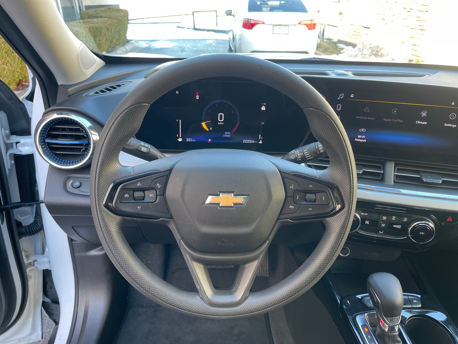 Thumbnail: 2025 Chevrolet Trax - 5