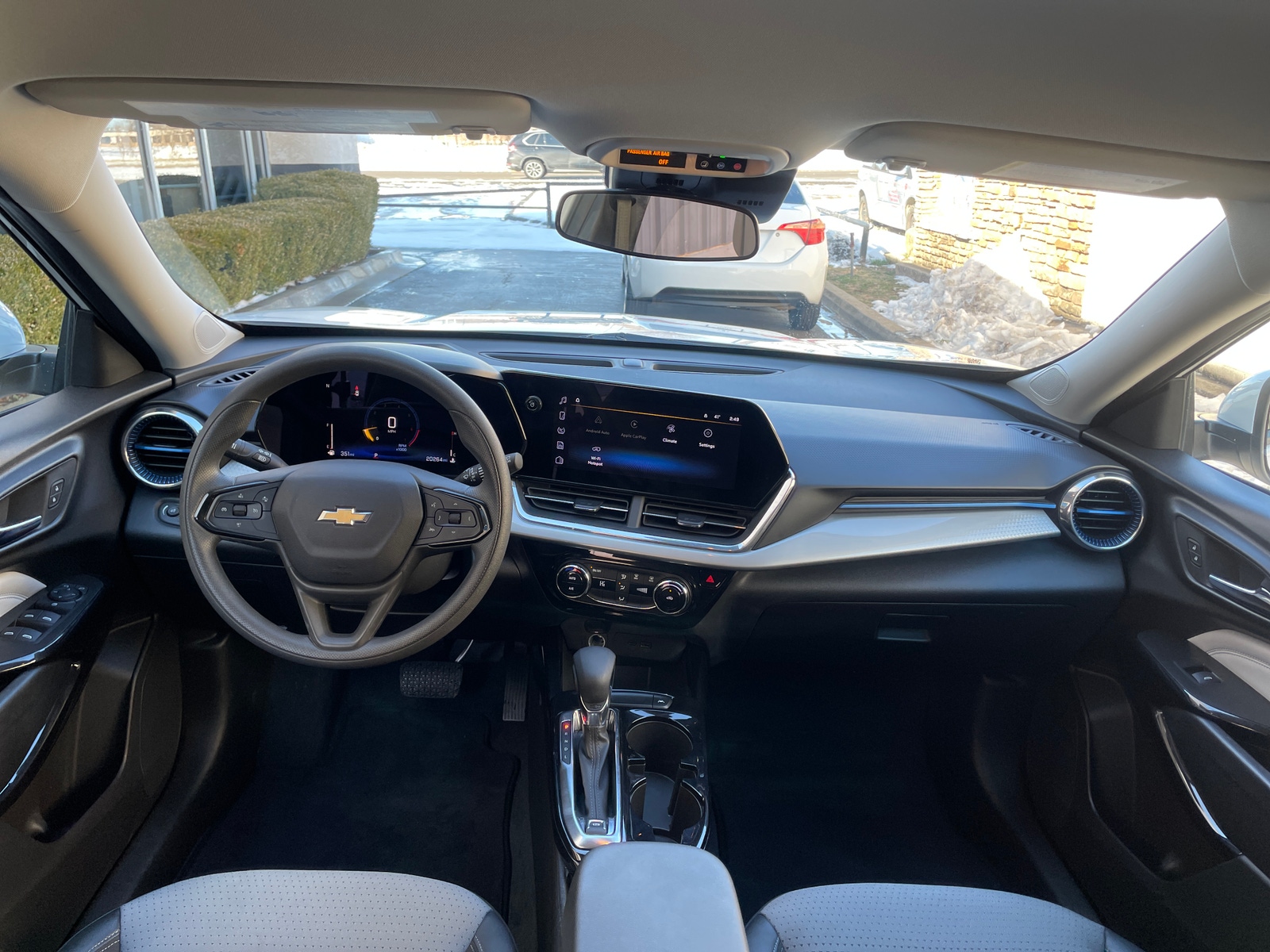 Thumbnail: 2025 Chevrolet Trax - 3