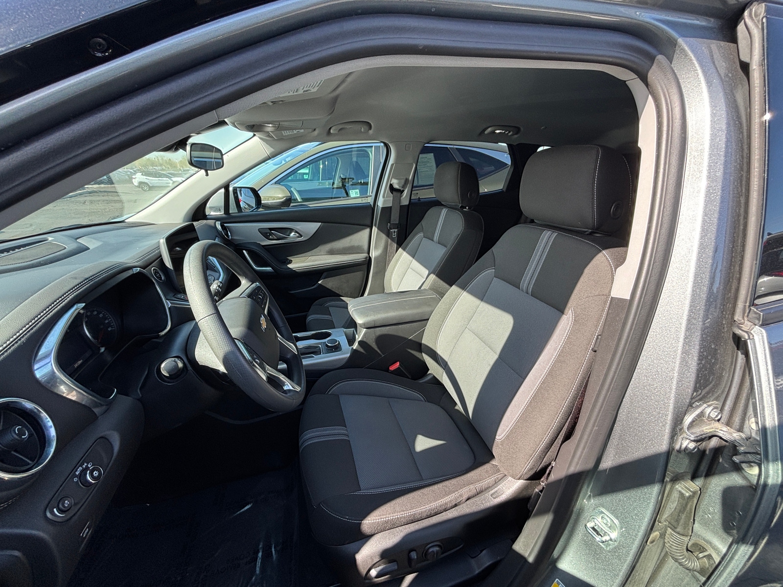 Thumbnail: 2025 Chevrolet Blazer - 2