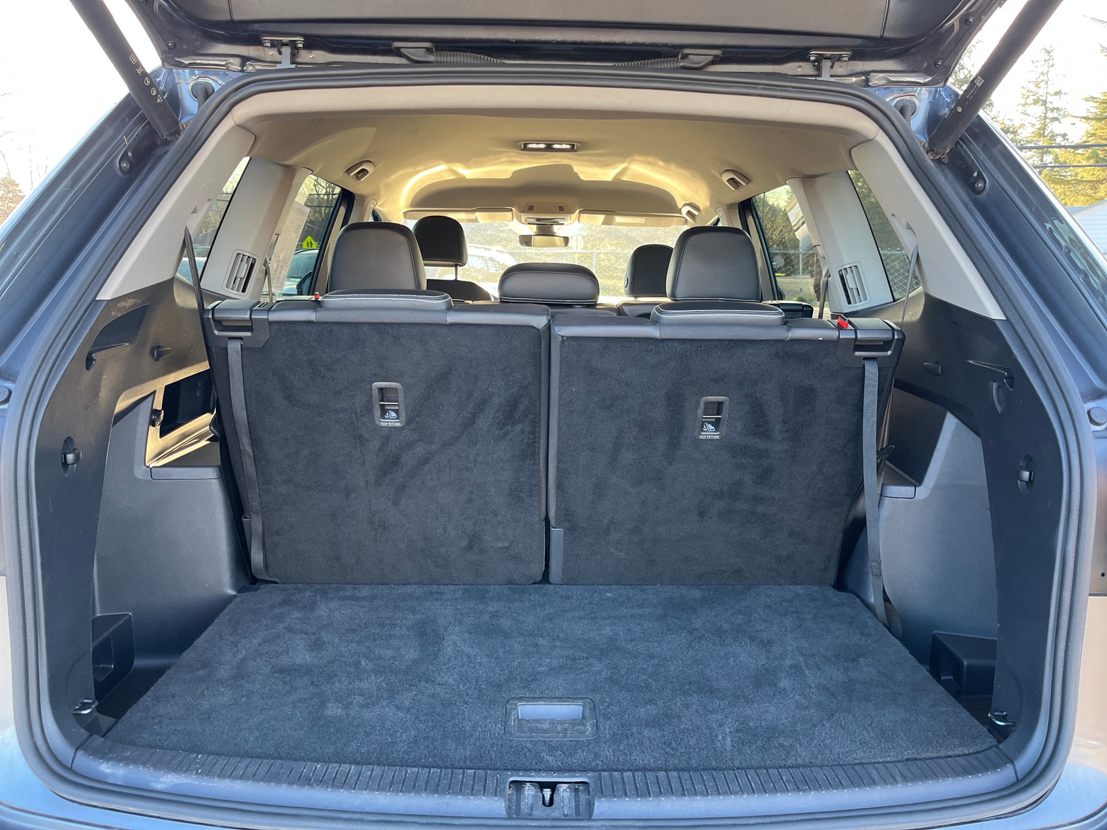 Thumbnail: 2025 Volkswagen Atlas - 6