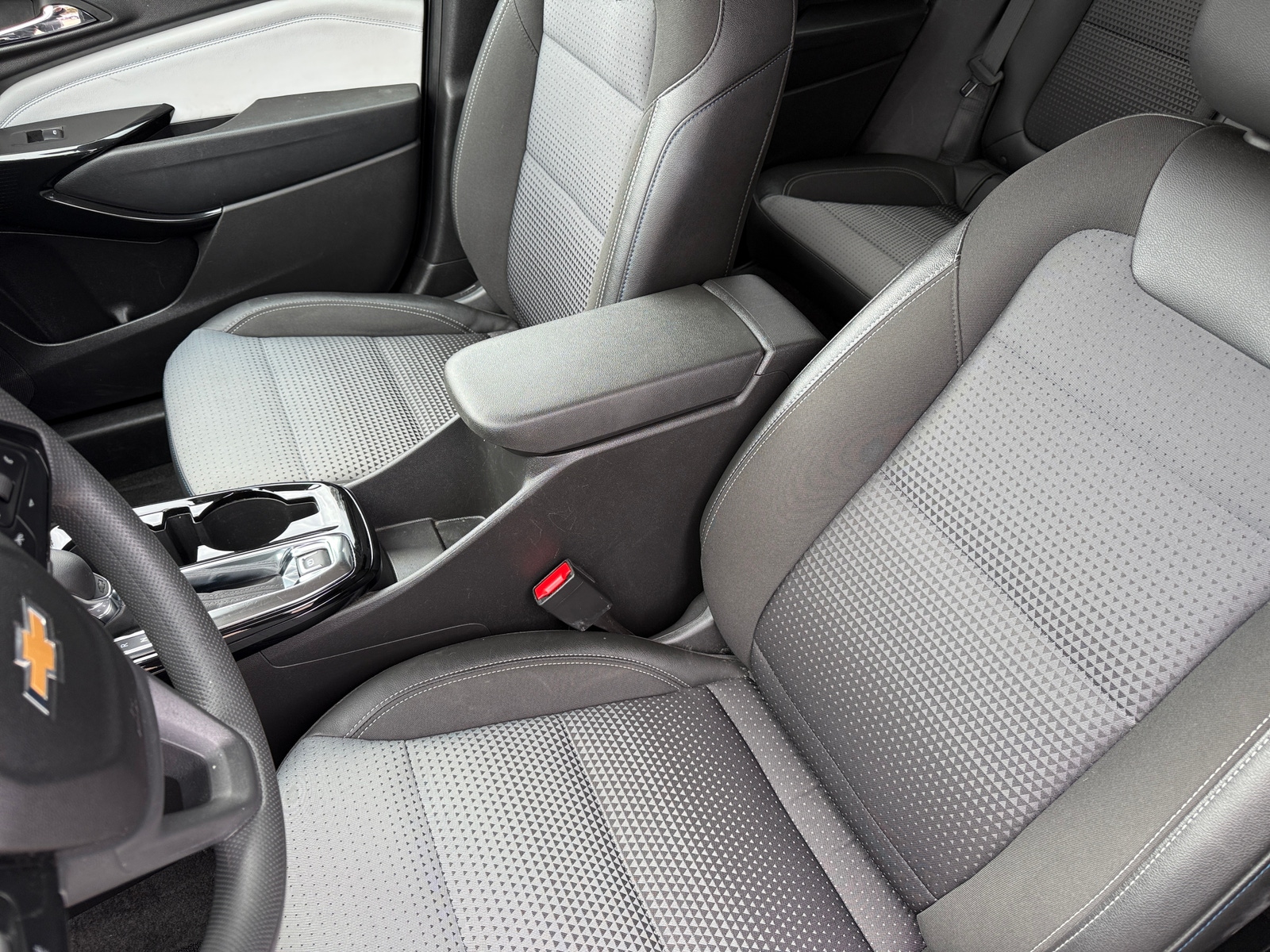 Thumbnail: 2025 Chevrolet Trax - 2