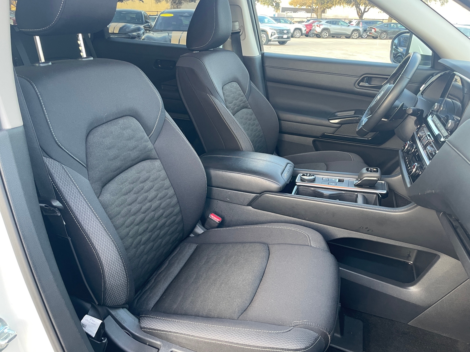 Thumbnail: 2025 Nissan Pathfinder - 2