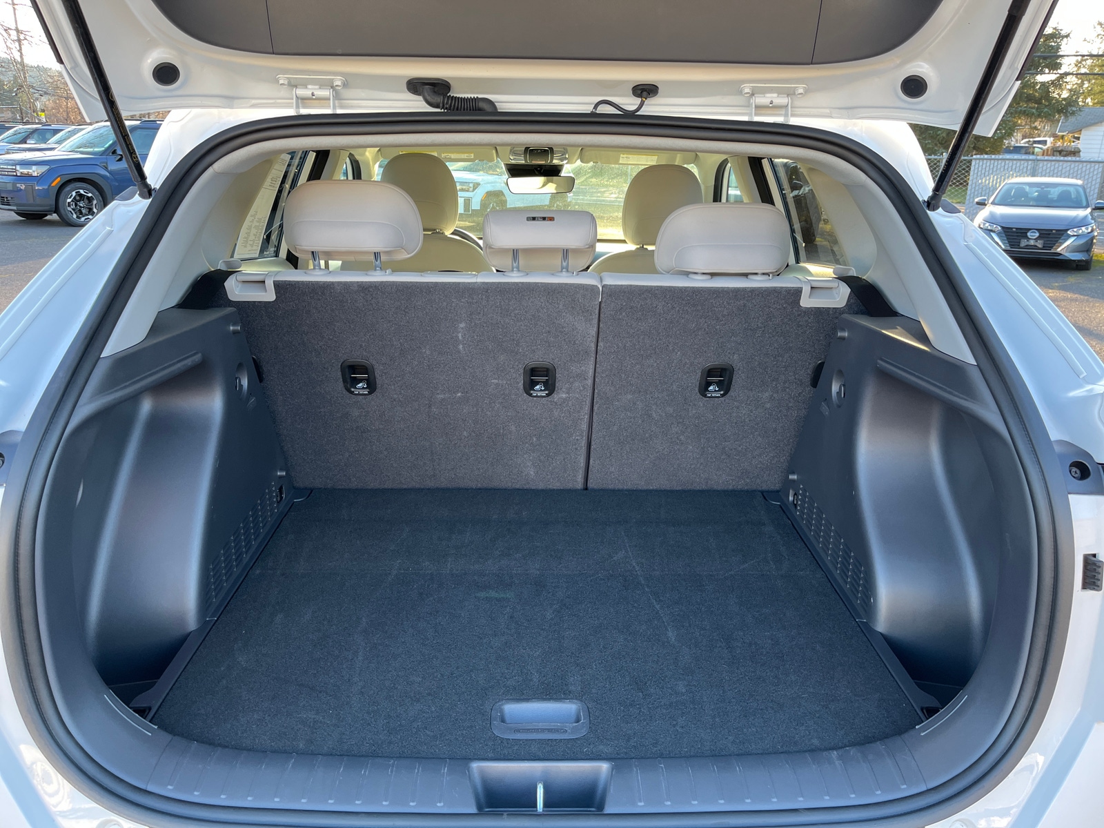 Thumbnail: 2025 Hyundai Kona - 6