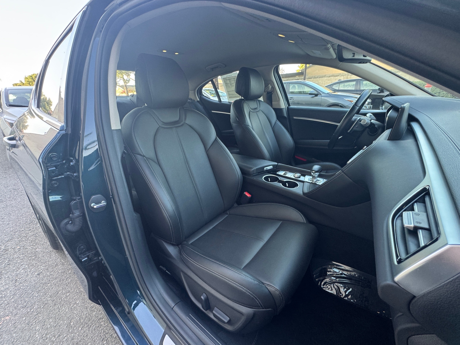 Thumbnail: 2025 Genesis G70 - 2