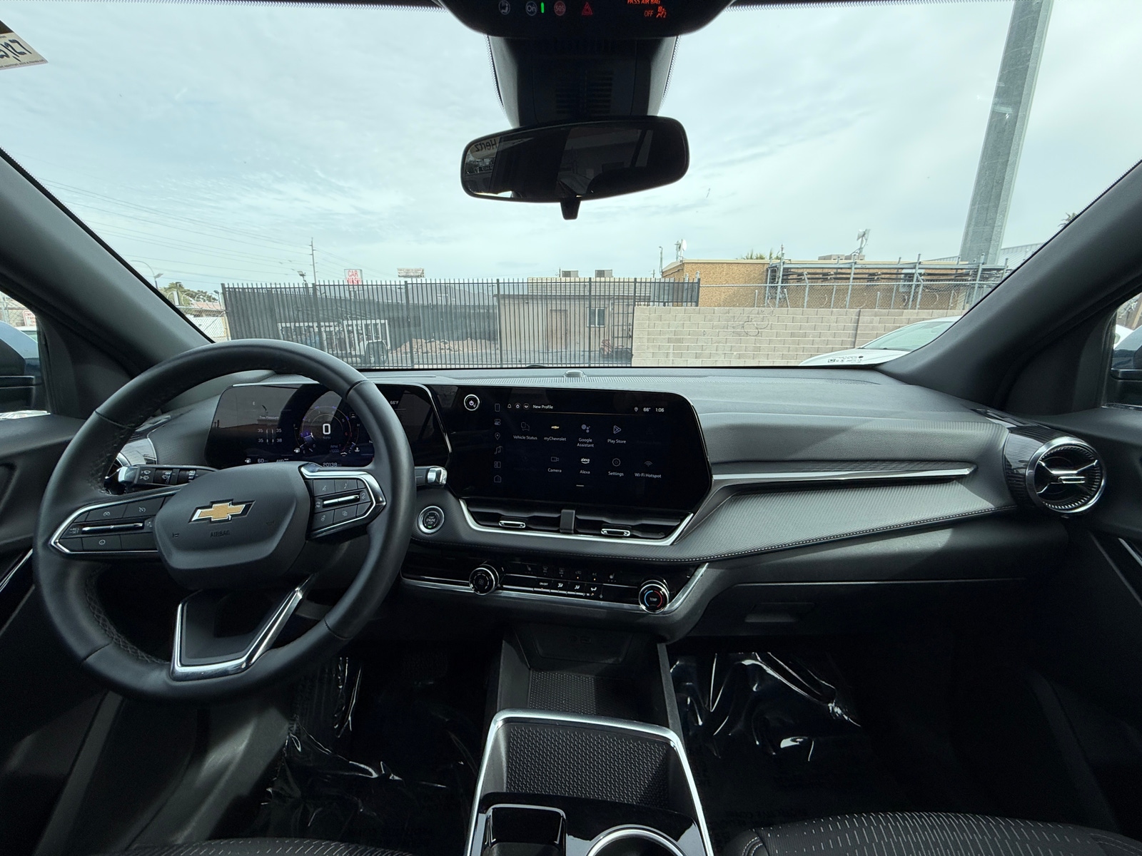 Thumbnail: 2025 Chevrolet Equinox - 3