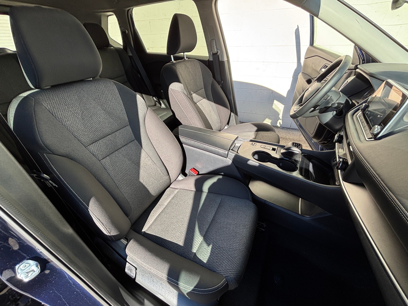 Thumbnail: 2025 Nissan Rogue - 2