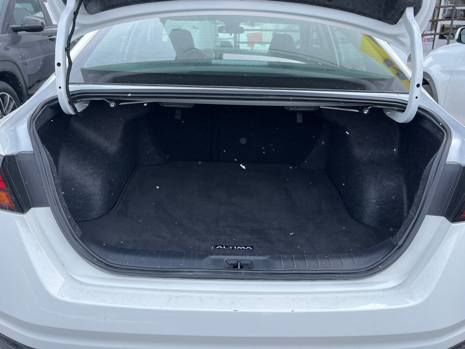 Thumbnail: 2025 Nissan Altima - 5