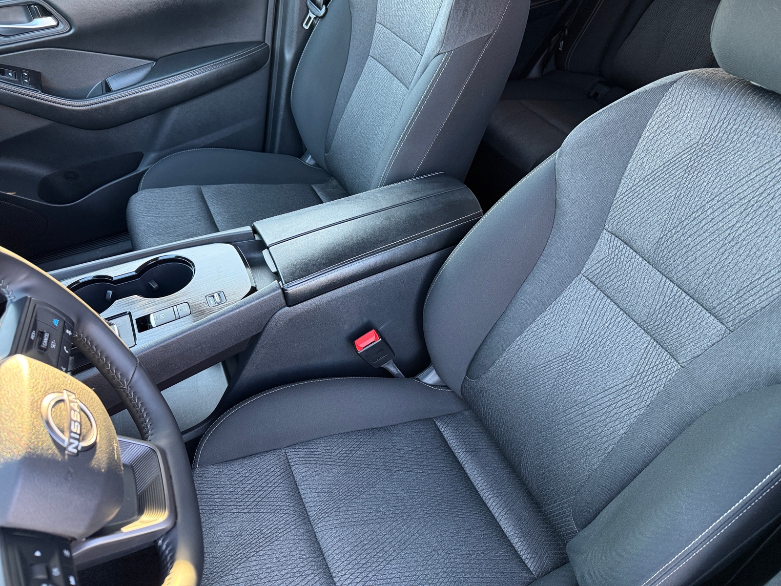 Thumbnail: 2025 Nissan Rogue - 2