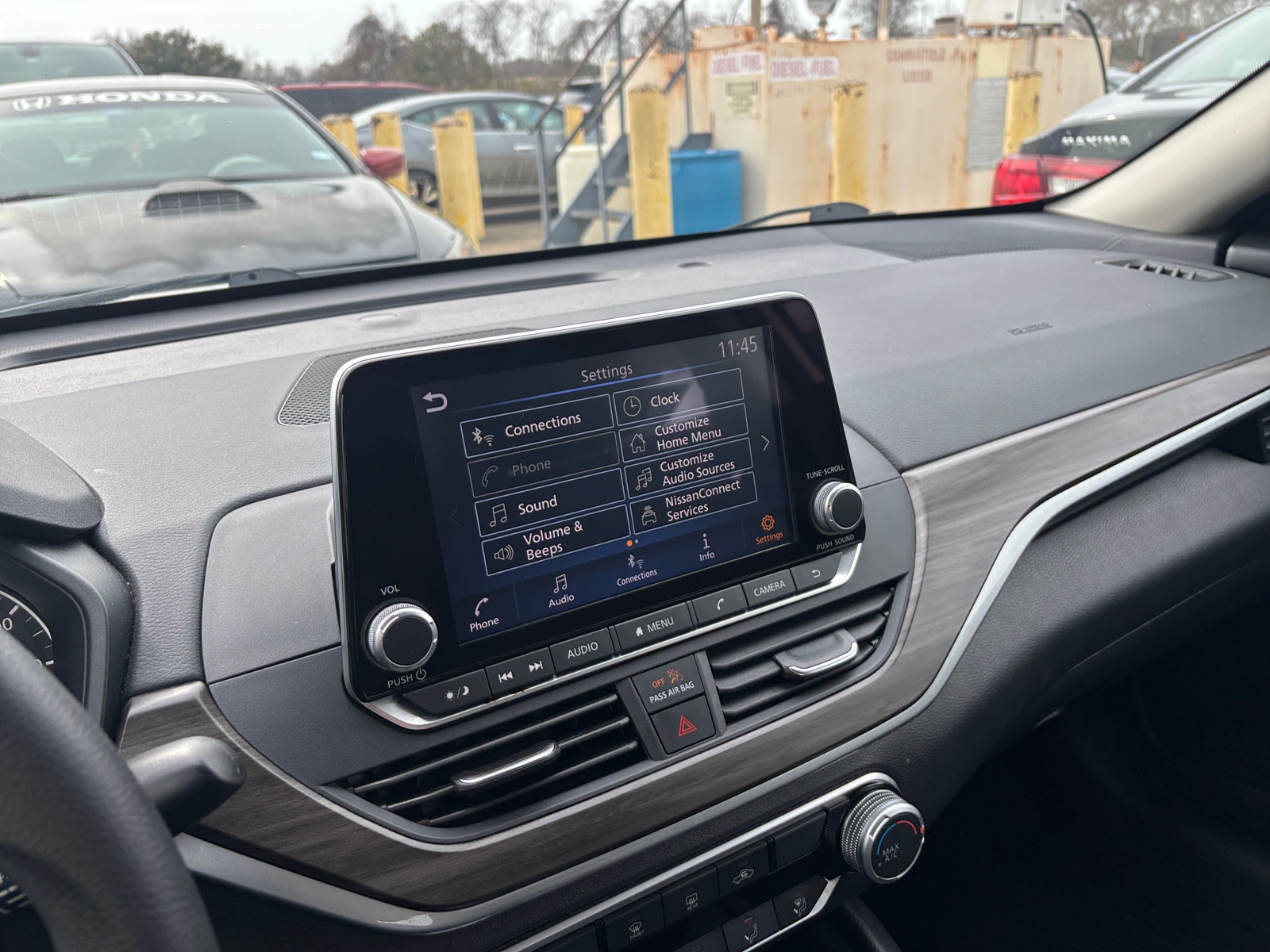 Thumbnail: 2025 Nissan Altima - 4