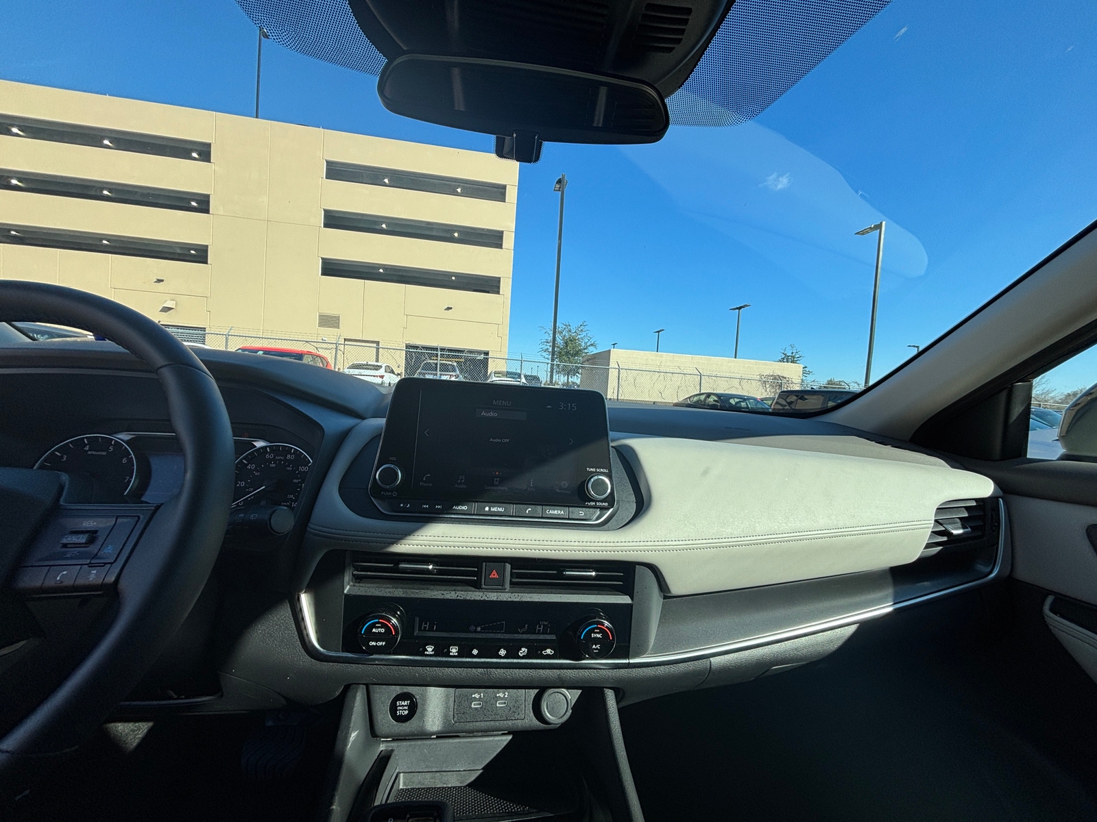 Thumbnail: 2025 Nissan Rogue - 3