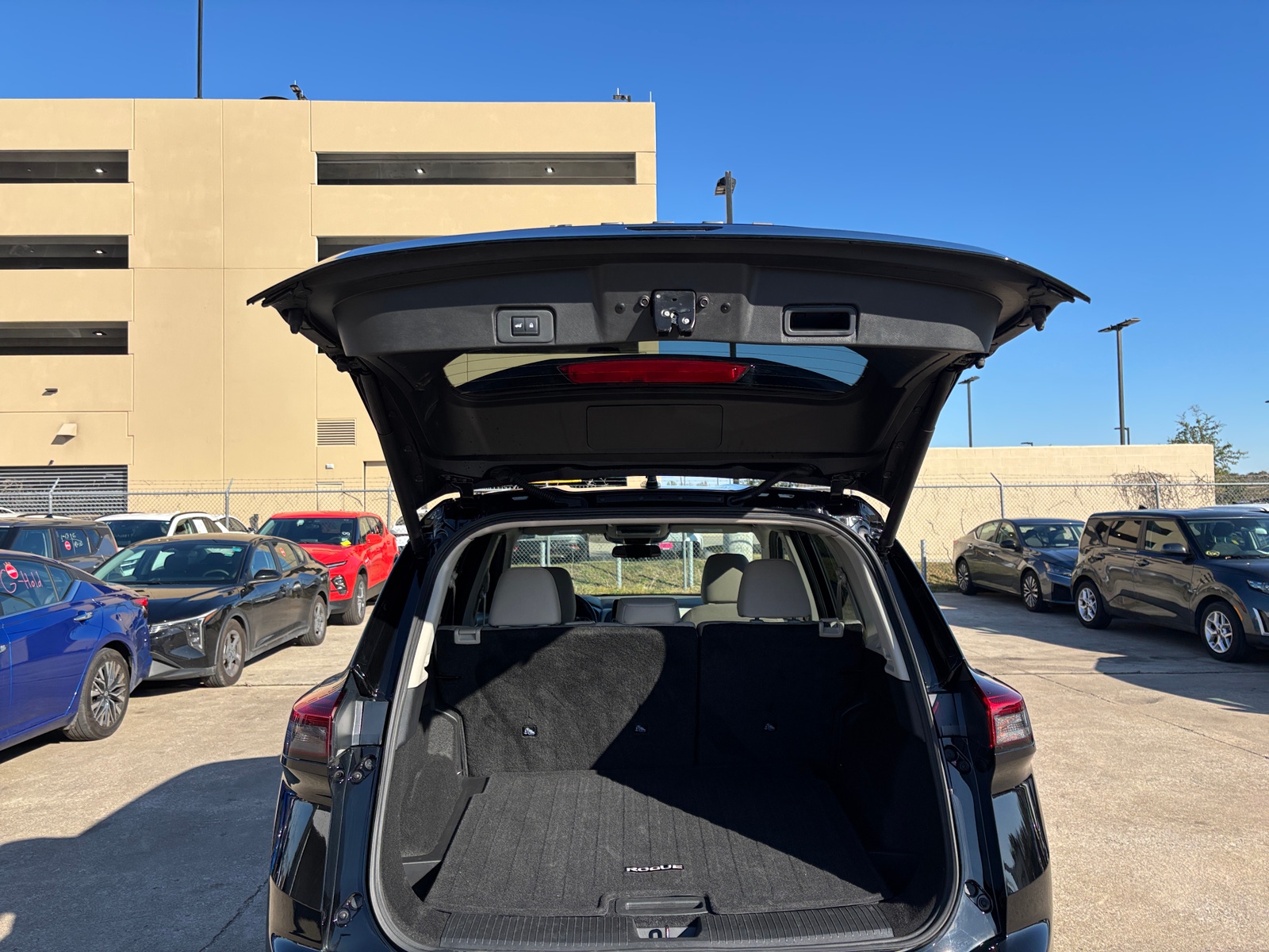 Thumbnail: 2025 Nissan Rogue - 6