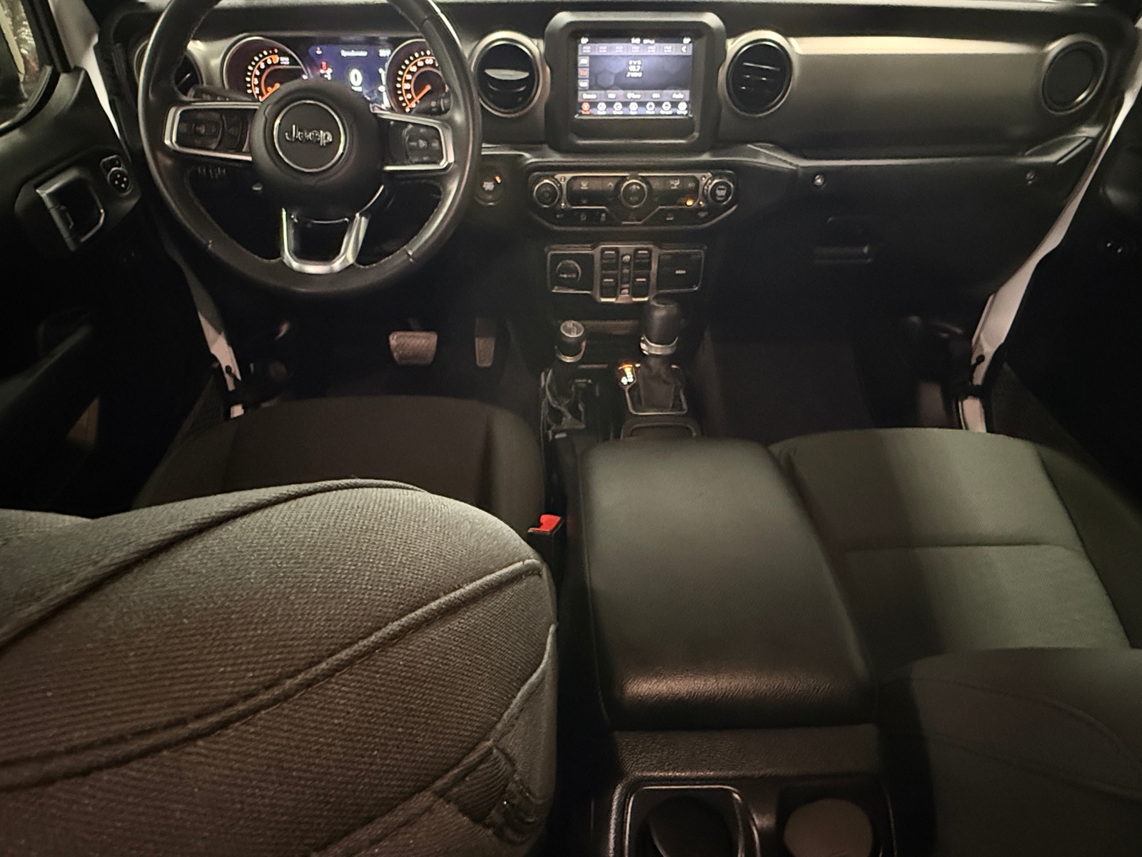 Thumbnail: 2020 Jeep Gladiator - 3