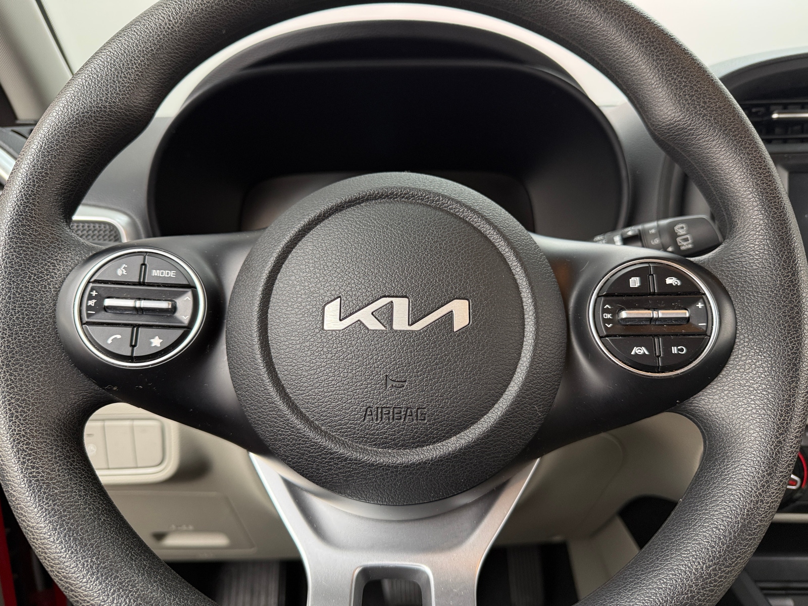 Thumbnail: 2023 Kia Soul - 5