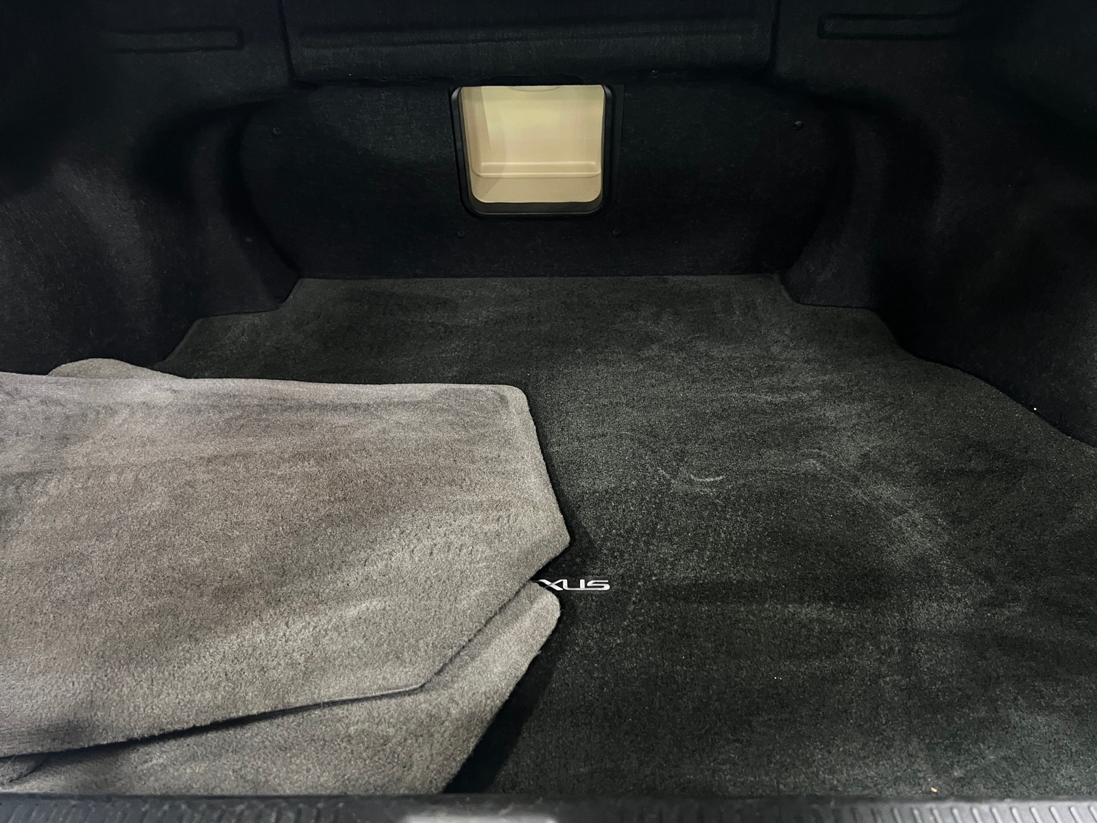 Thumbnail: 2010 Lexus ES - 6