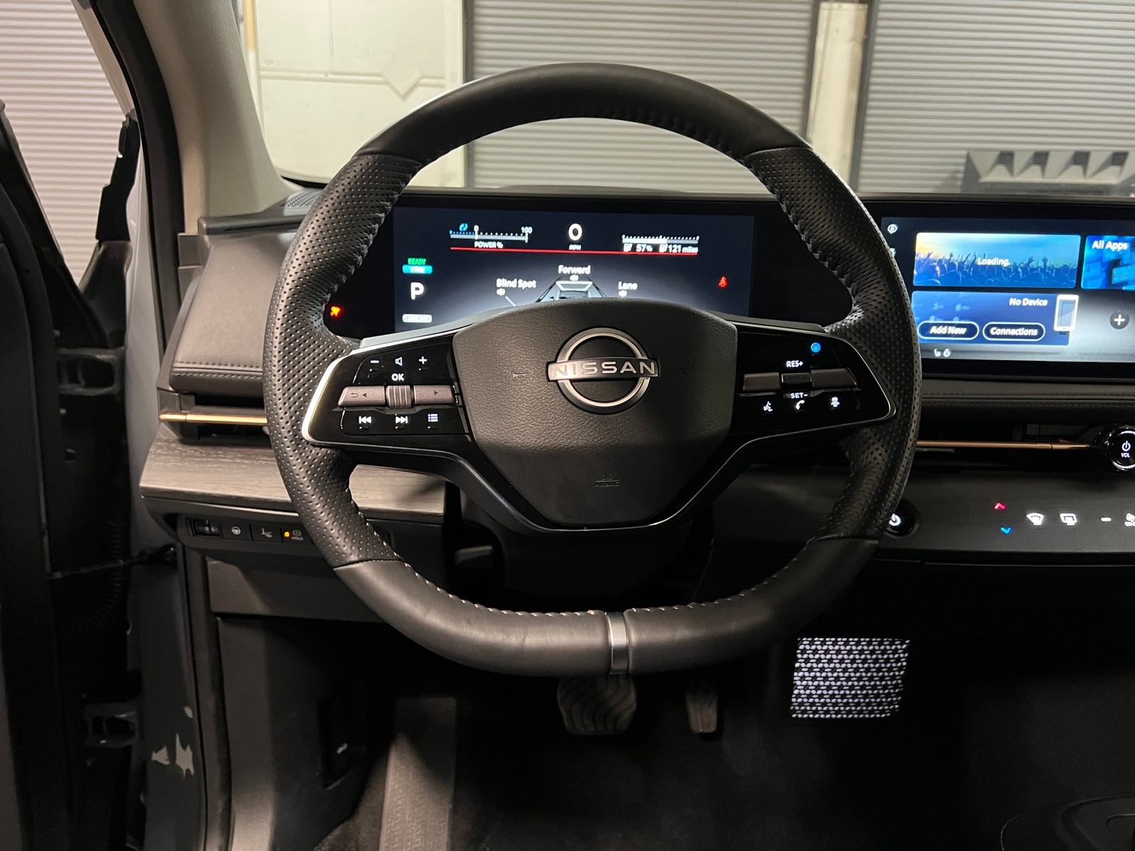 Thumbnail: 2025 Nissan Ariya - 4