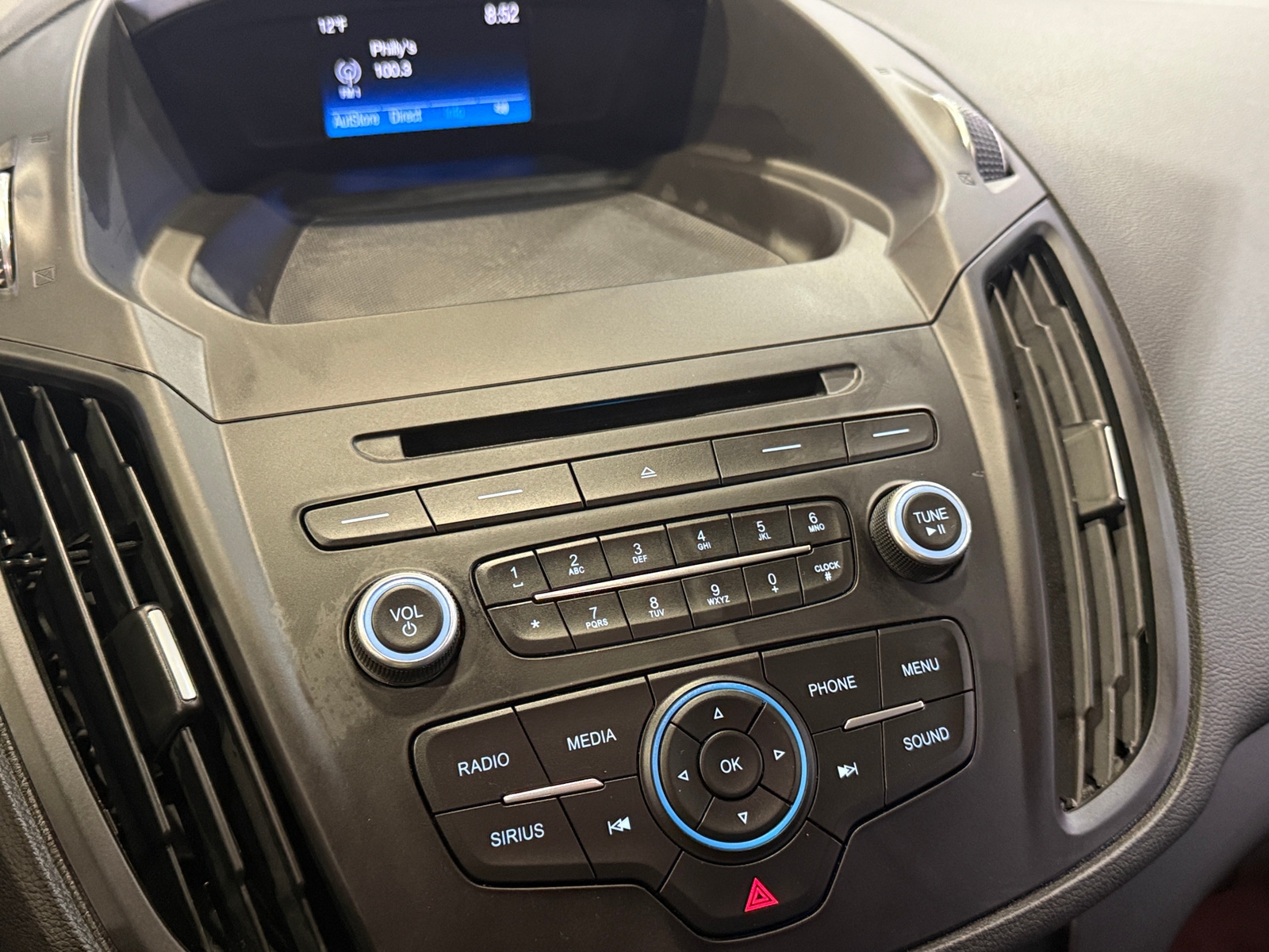 Thumbnail: 2017 Ford Escape - 4