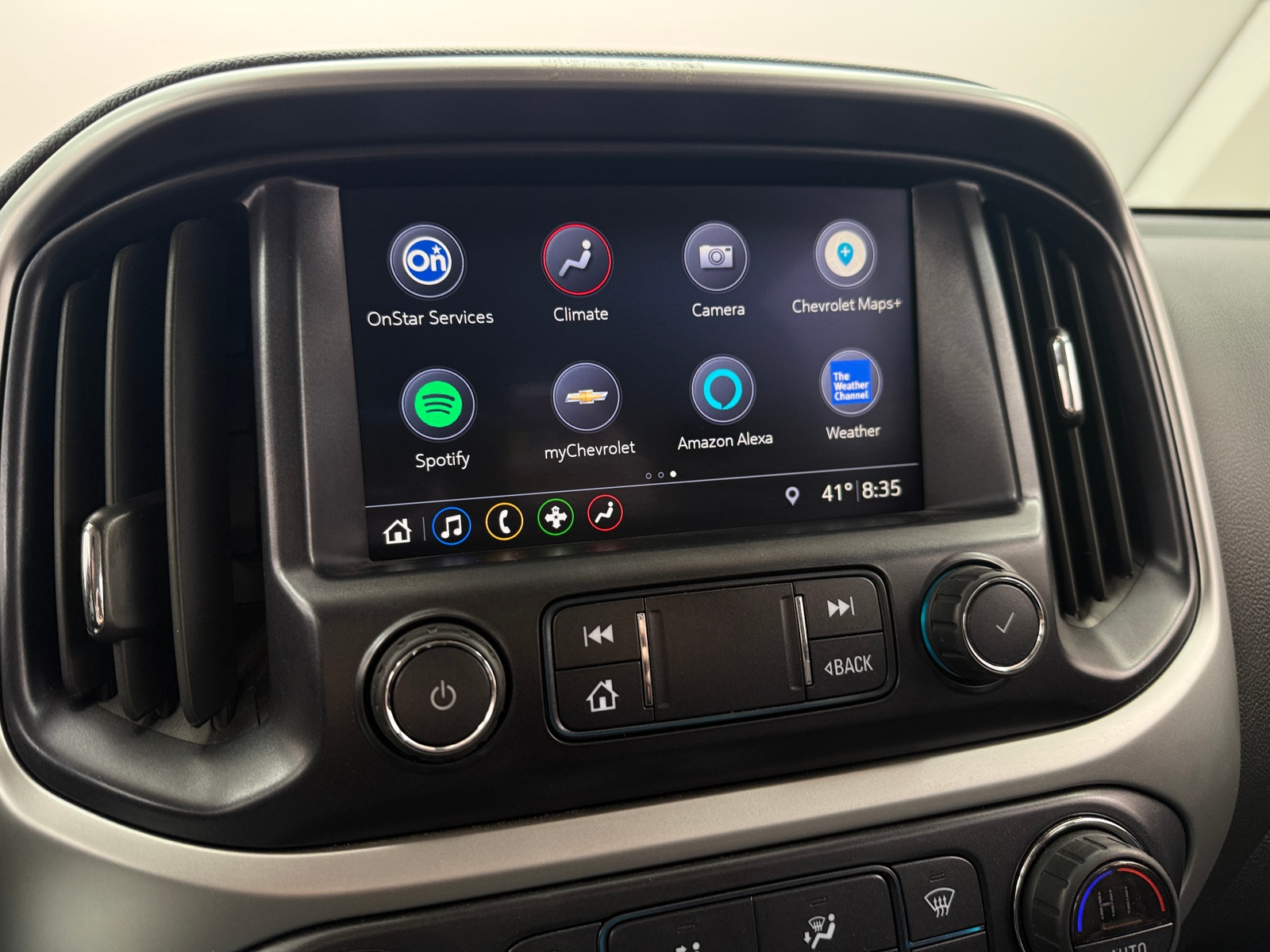 Thumbnail: 2019 Chevrolet Colorado - 3