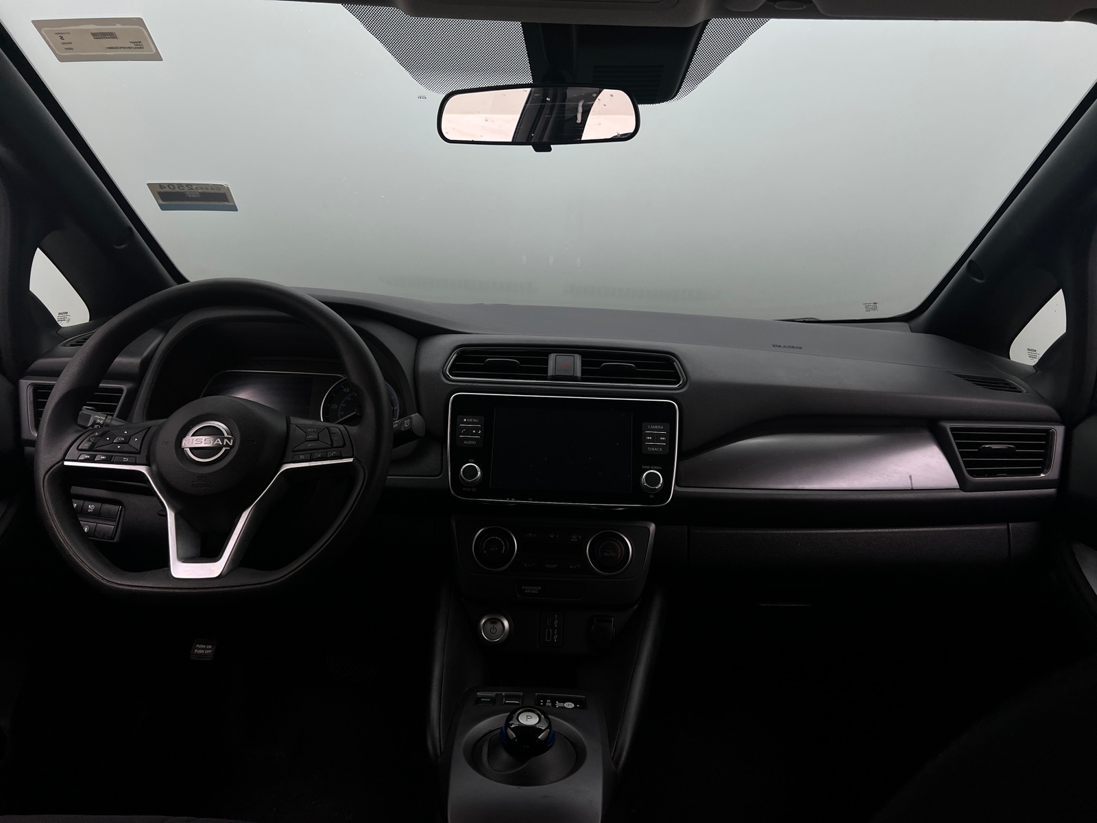 Thumbnail: 2023 Nissan Leaf - 3