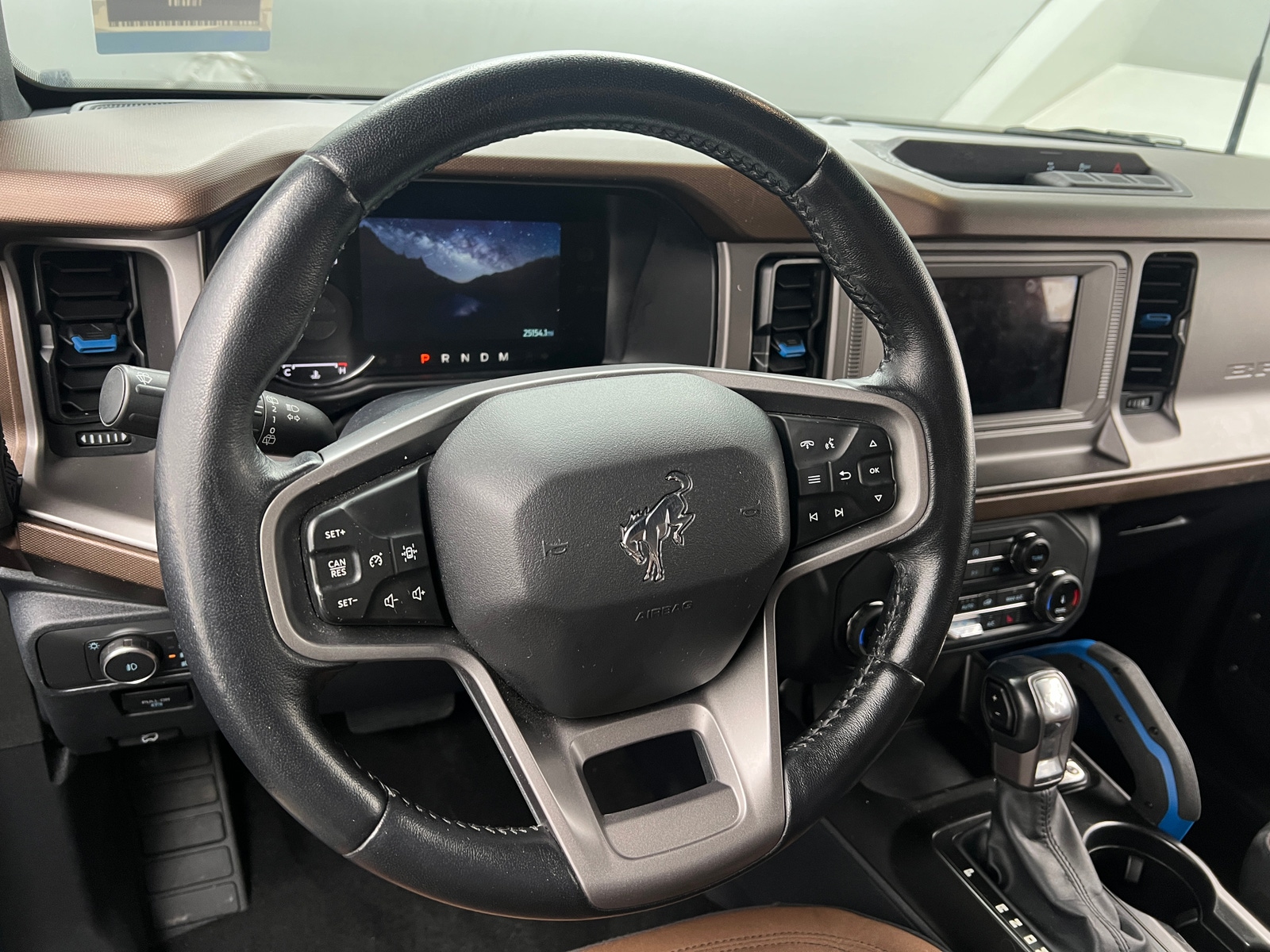 Thumbnail: 2022 Ford Bronco - 5