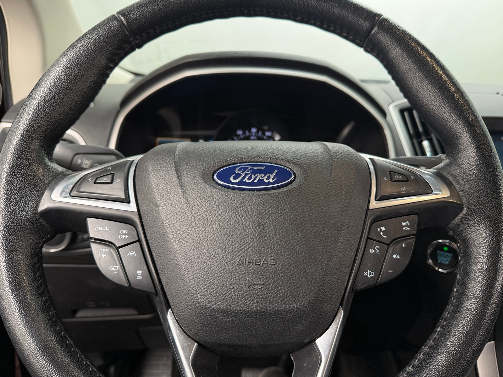 Thumbnail: 2019 Ford Edge - 5