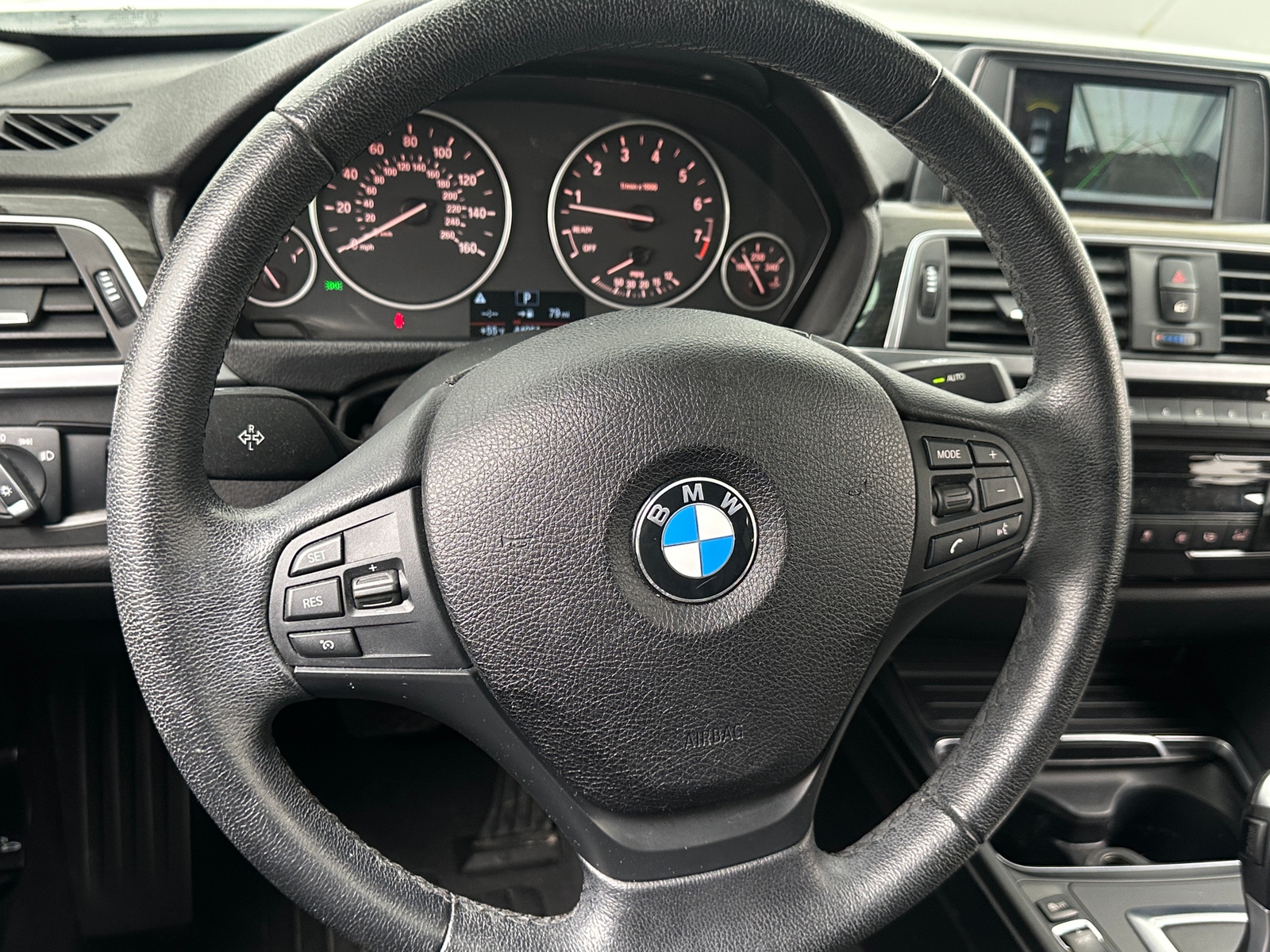 Thumbnail: 2018 BMW 3 Series - 4