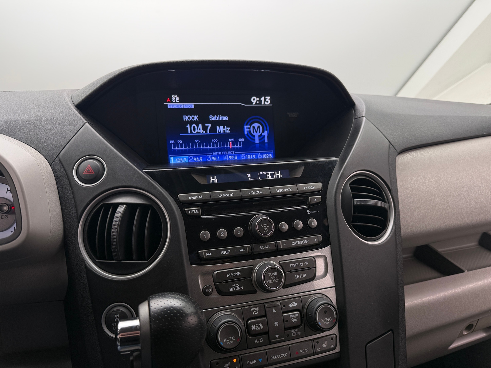 Thumbnail: 2015 Honda Pilot - 3