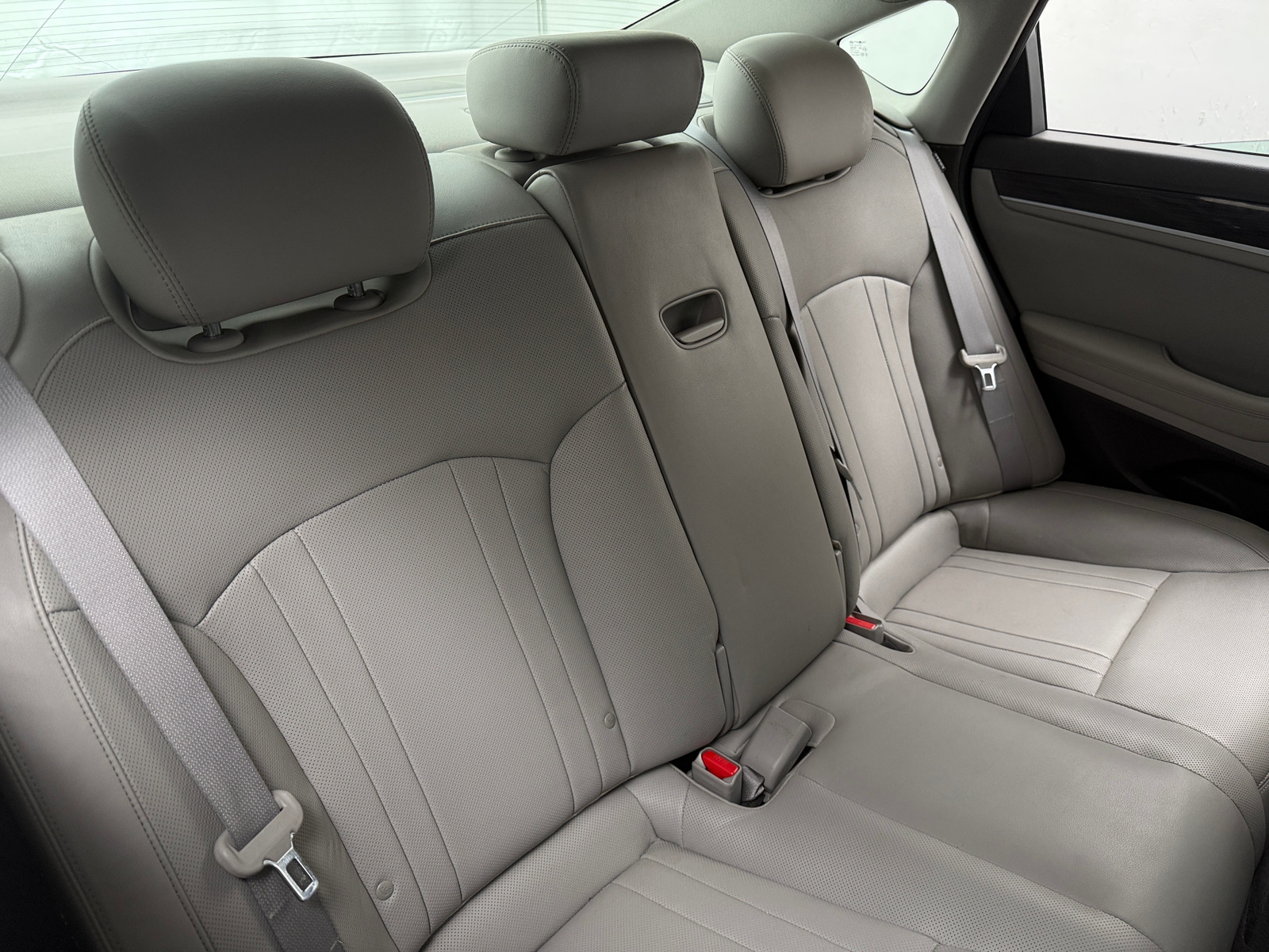 Thumbnail: 2017 Genesis G80 - 5