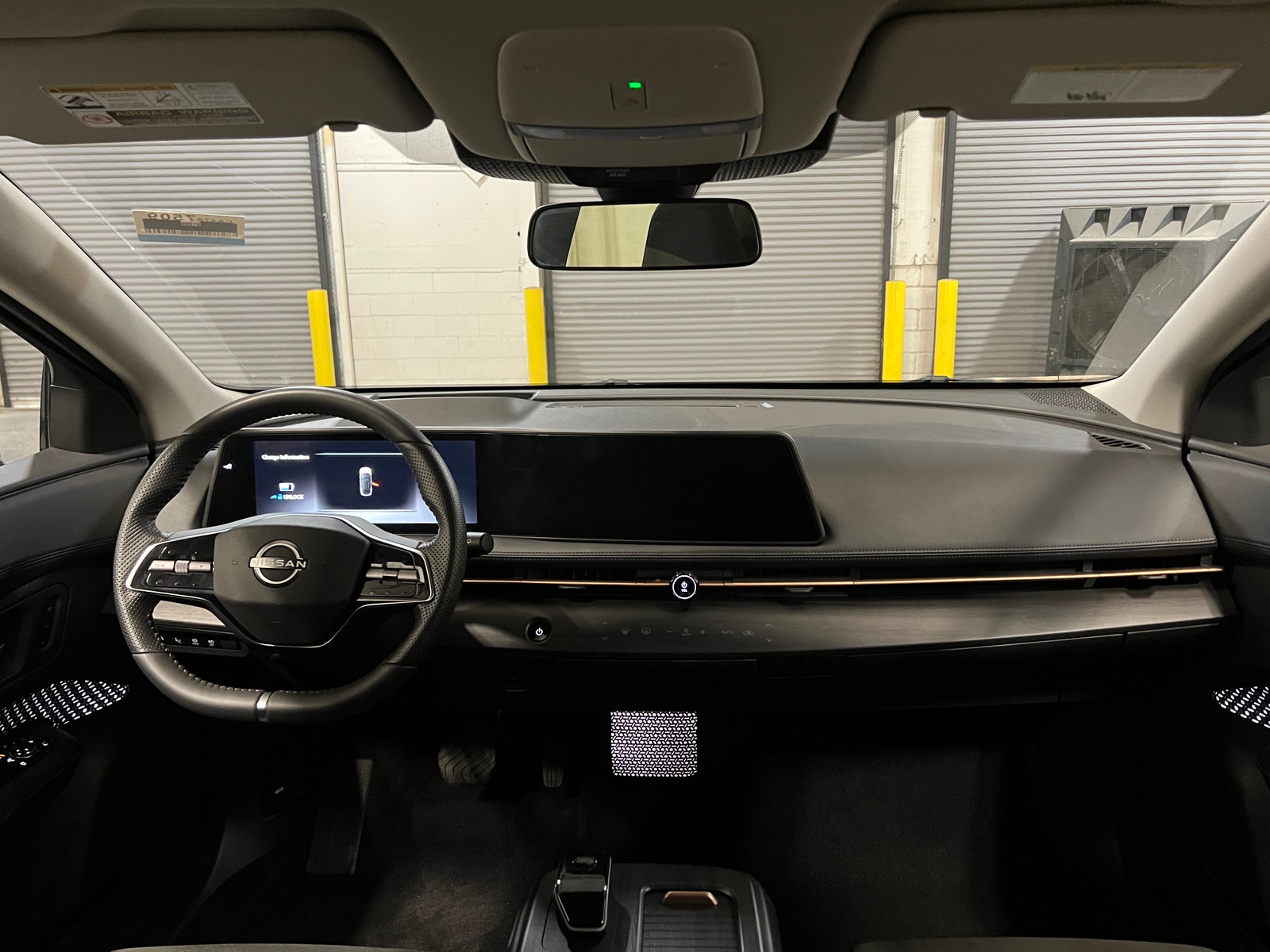 Thumbnail: 2025 Nissan Ariya - 3