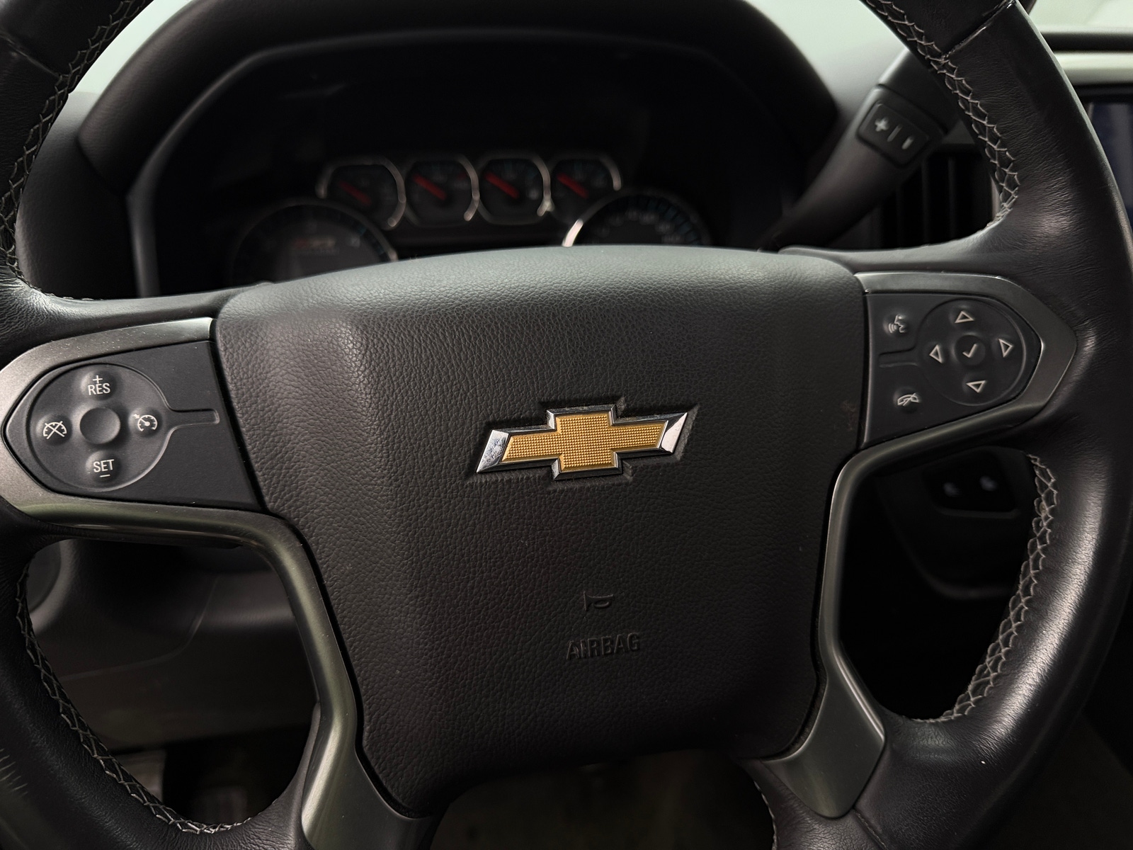 Thumbnail: 2017 Chevrolet Silverado 1500 - 5