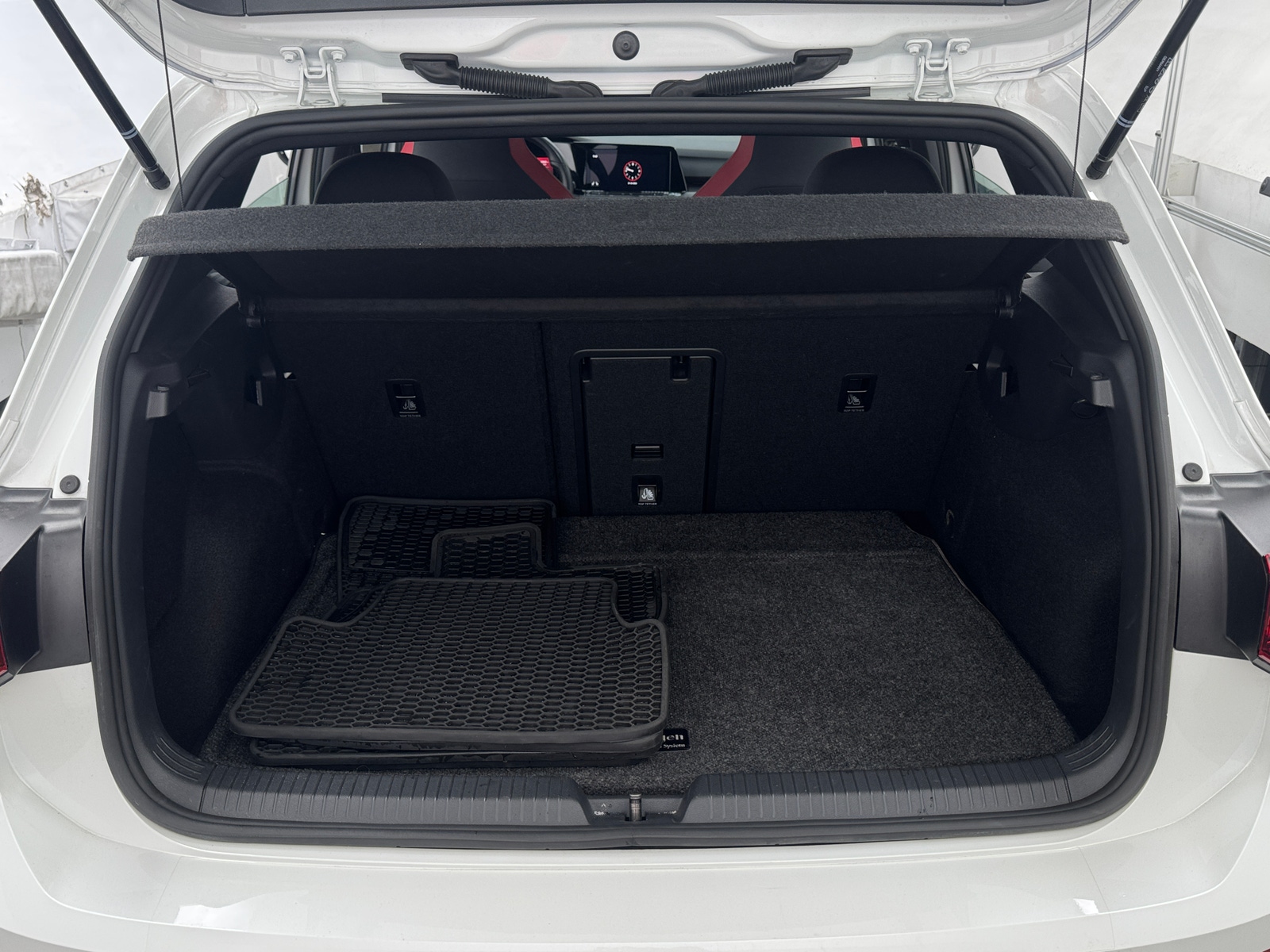 Thumbnail: 2023 Volkswagen Golf - 6