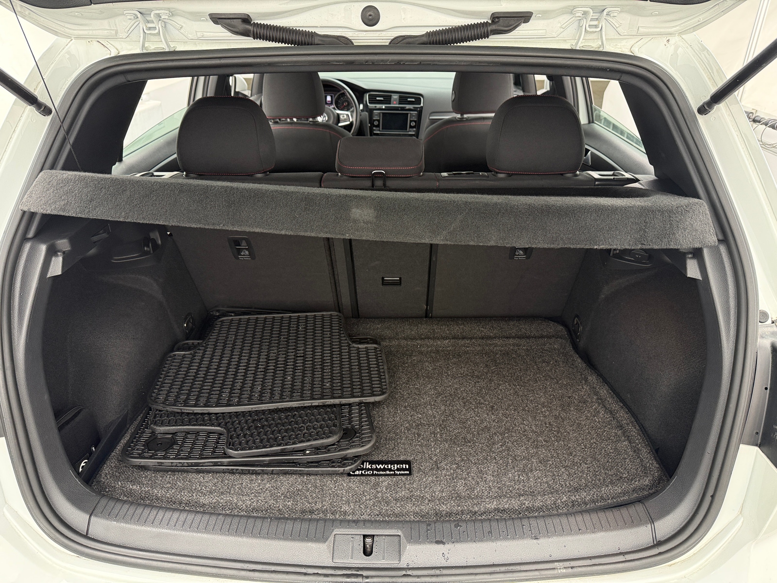 Thumbnail: 2020 Volkswagen Golf - 7