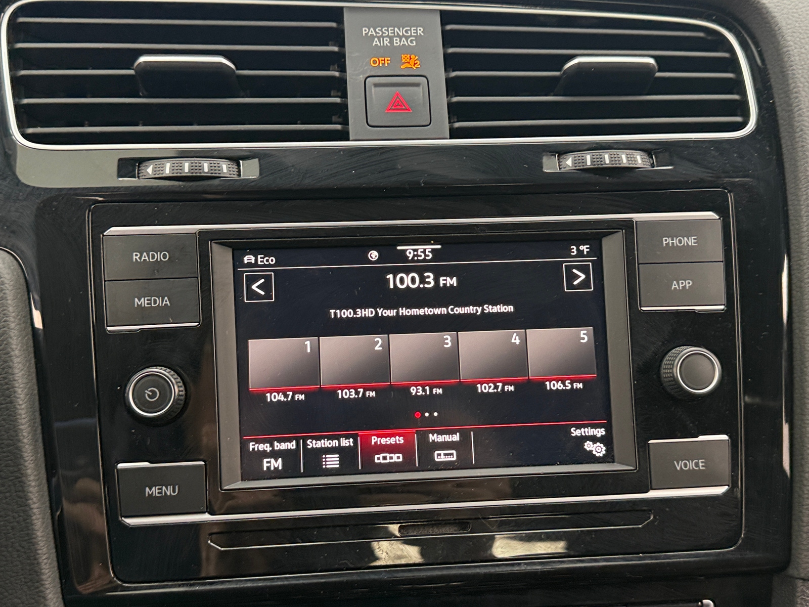 Thumbnail: 2020 Volkswagen Golf - 4