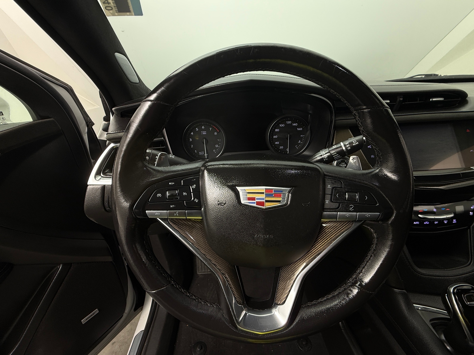 Thumbnail: 2020 Cadillac XT6 - 4