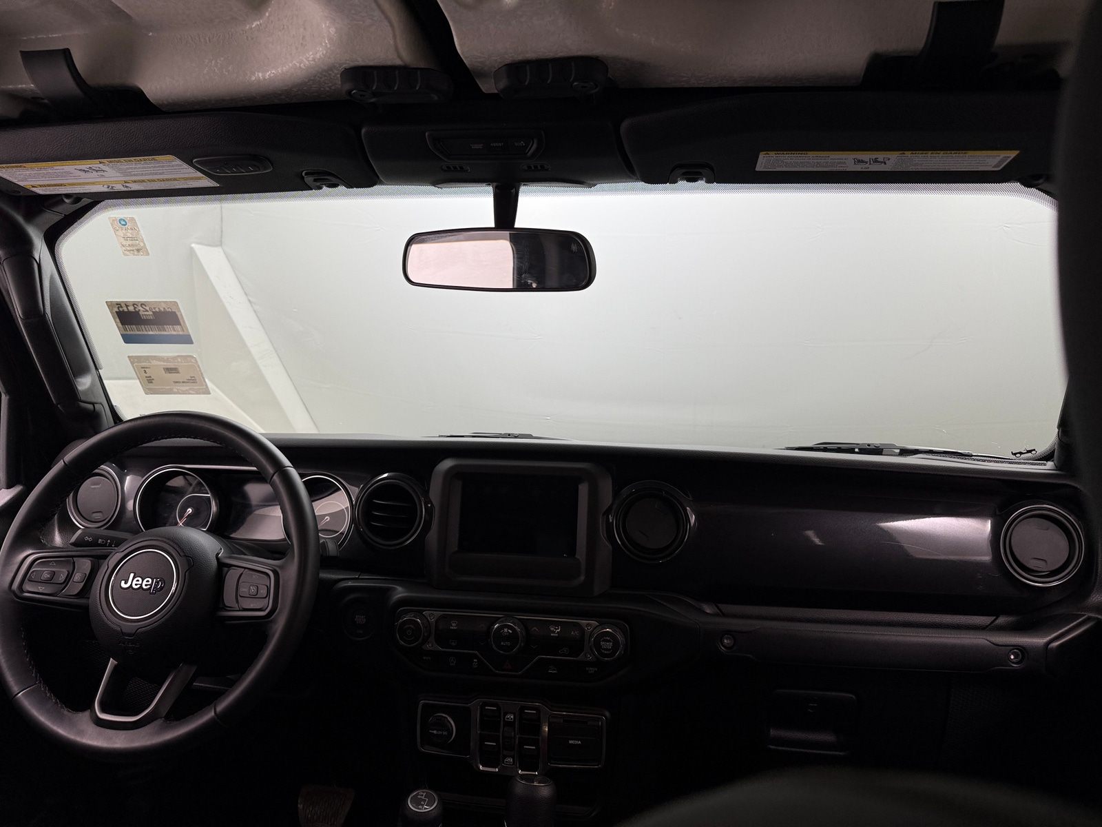 Thumbnail: 2022 Jeep Gladiator - 3