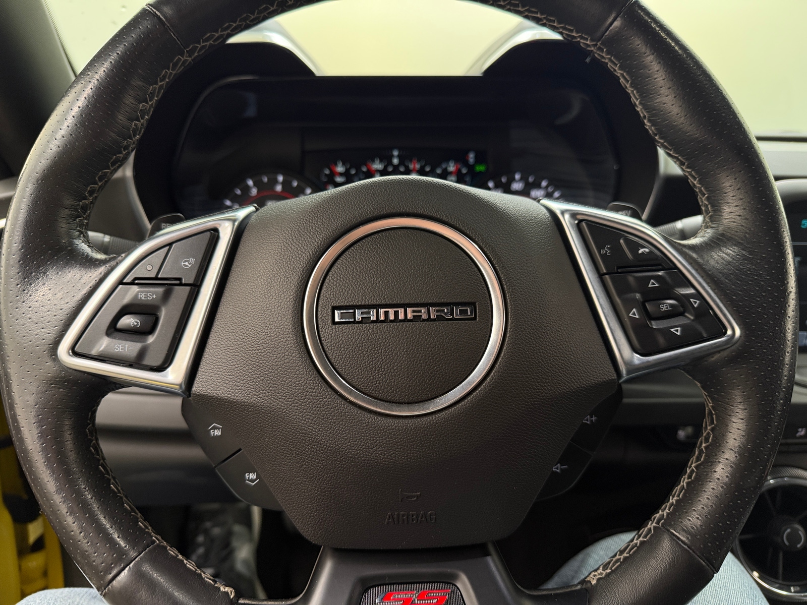 Thumbnail: 2017 Chevrolet Camaro - 3