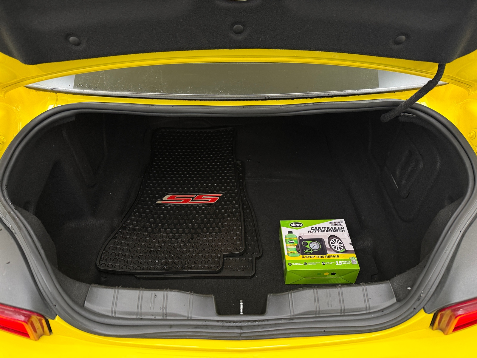 Thumbnail: 2017 Chevrolet Camaro - 4