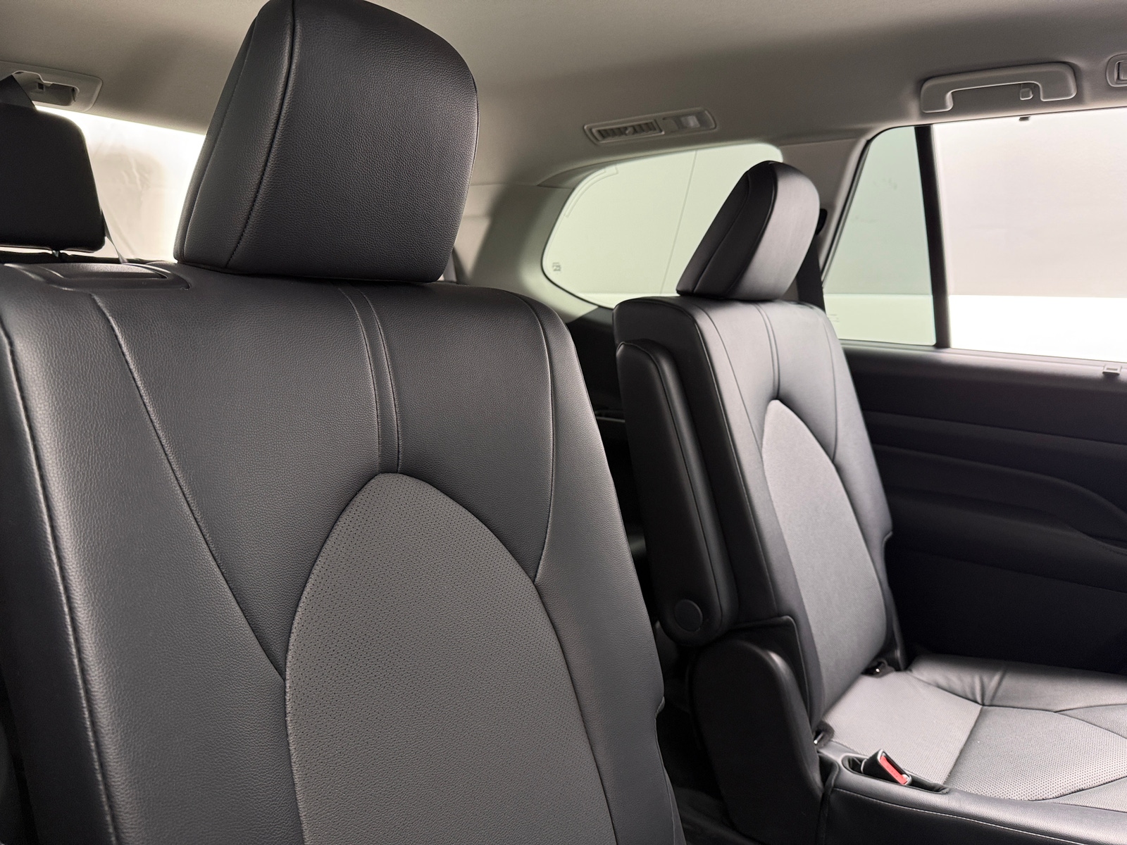 Thumbnail: 2025 Toyota Grand Highlander - 6