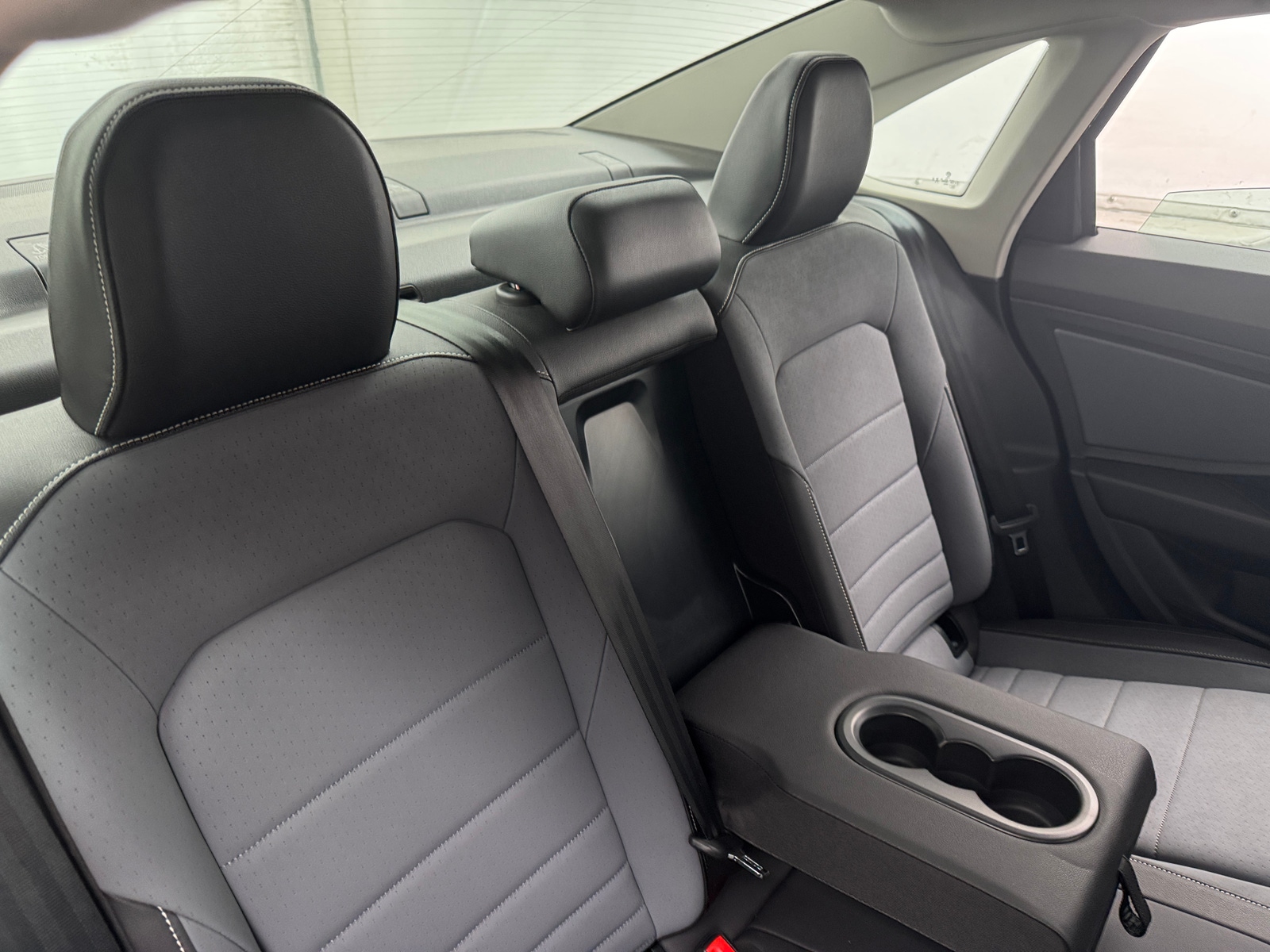 Thumbnail: 2025 Volkswagen Jetta - 5