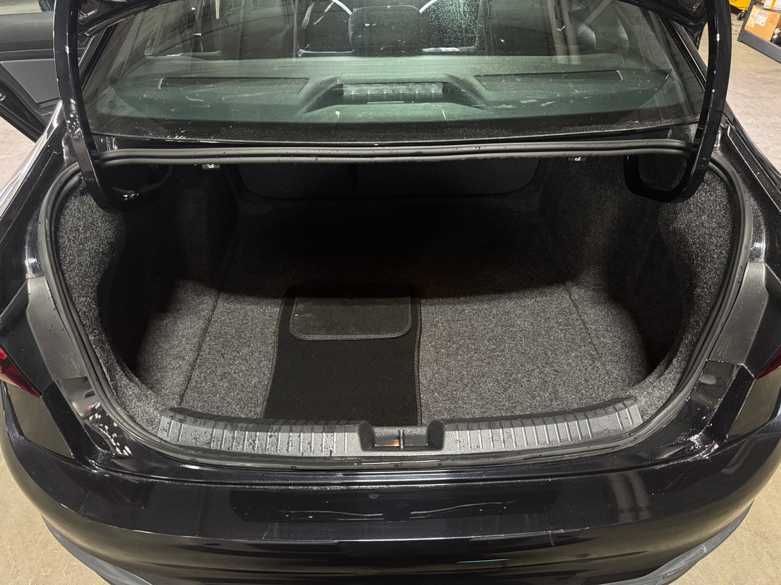 Thumbnail: 2025 Volkswagen Jetta - 6