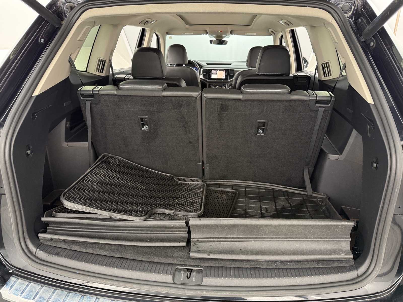 Thumbnail: 2021 Volkswagen Atlas - 6