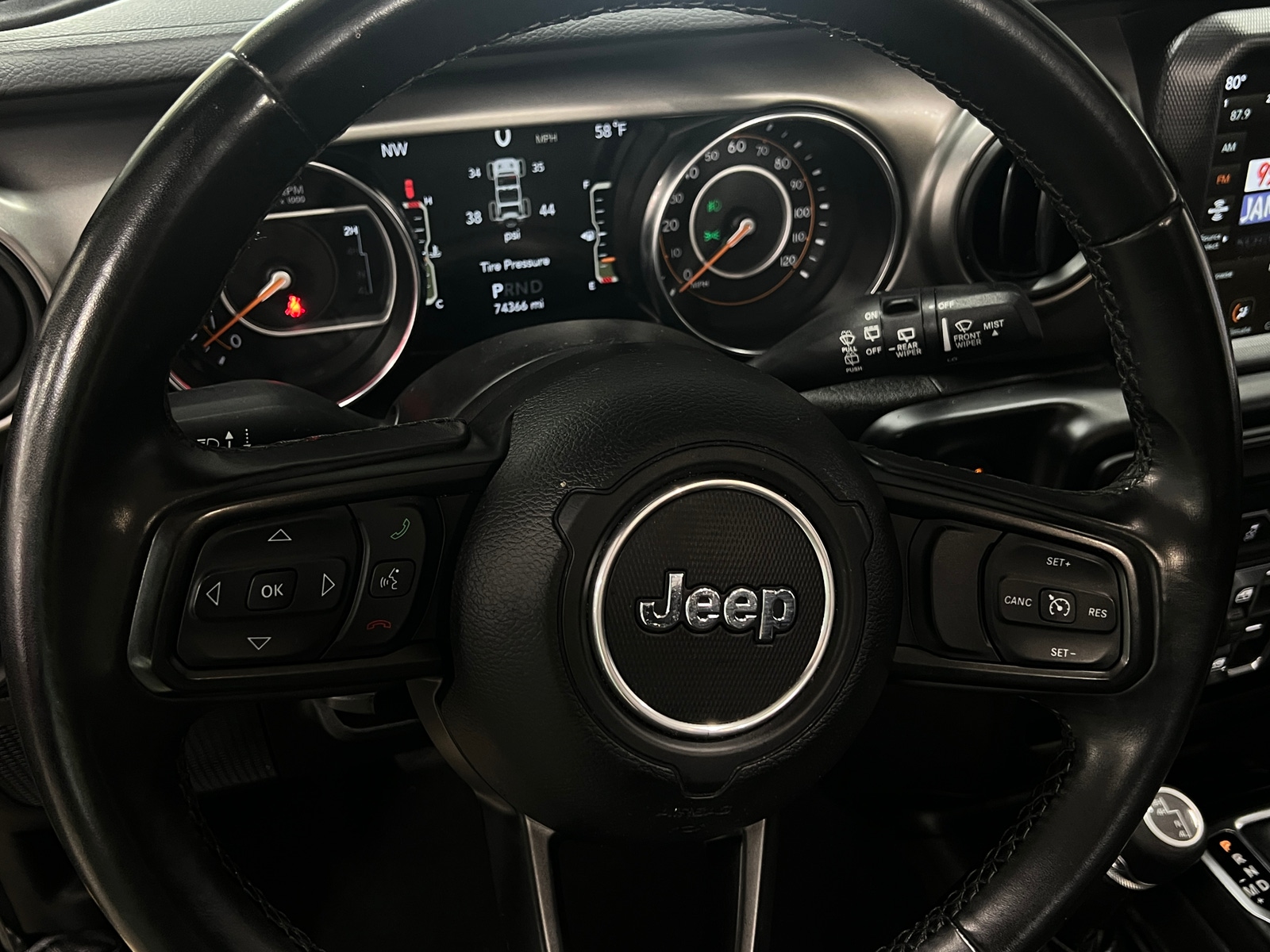 Thumbnail: 2022 Jeep Wrangler - 5