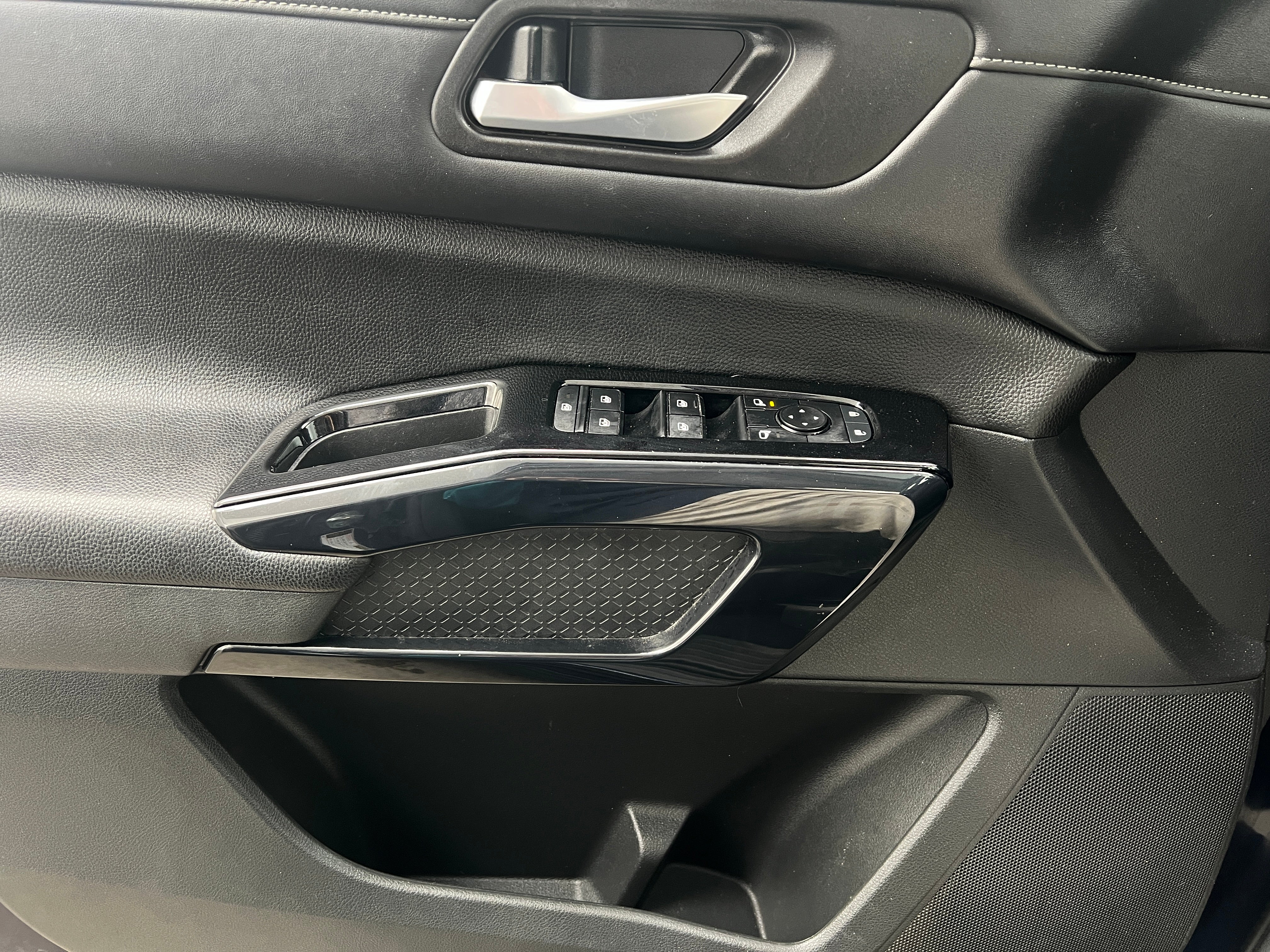 2022 Nissan Pathfinder