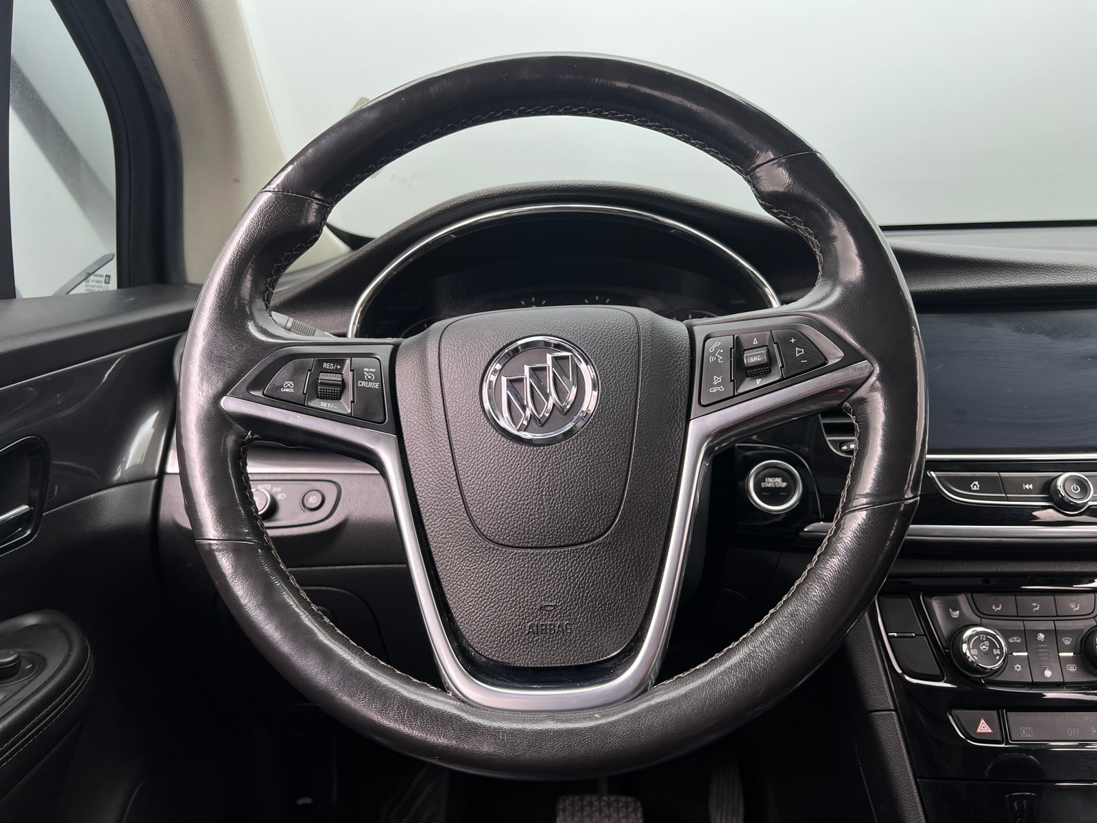 Thumbnail: 2019 Buick Encore - 4