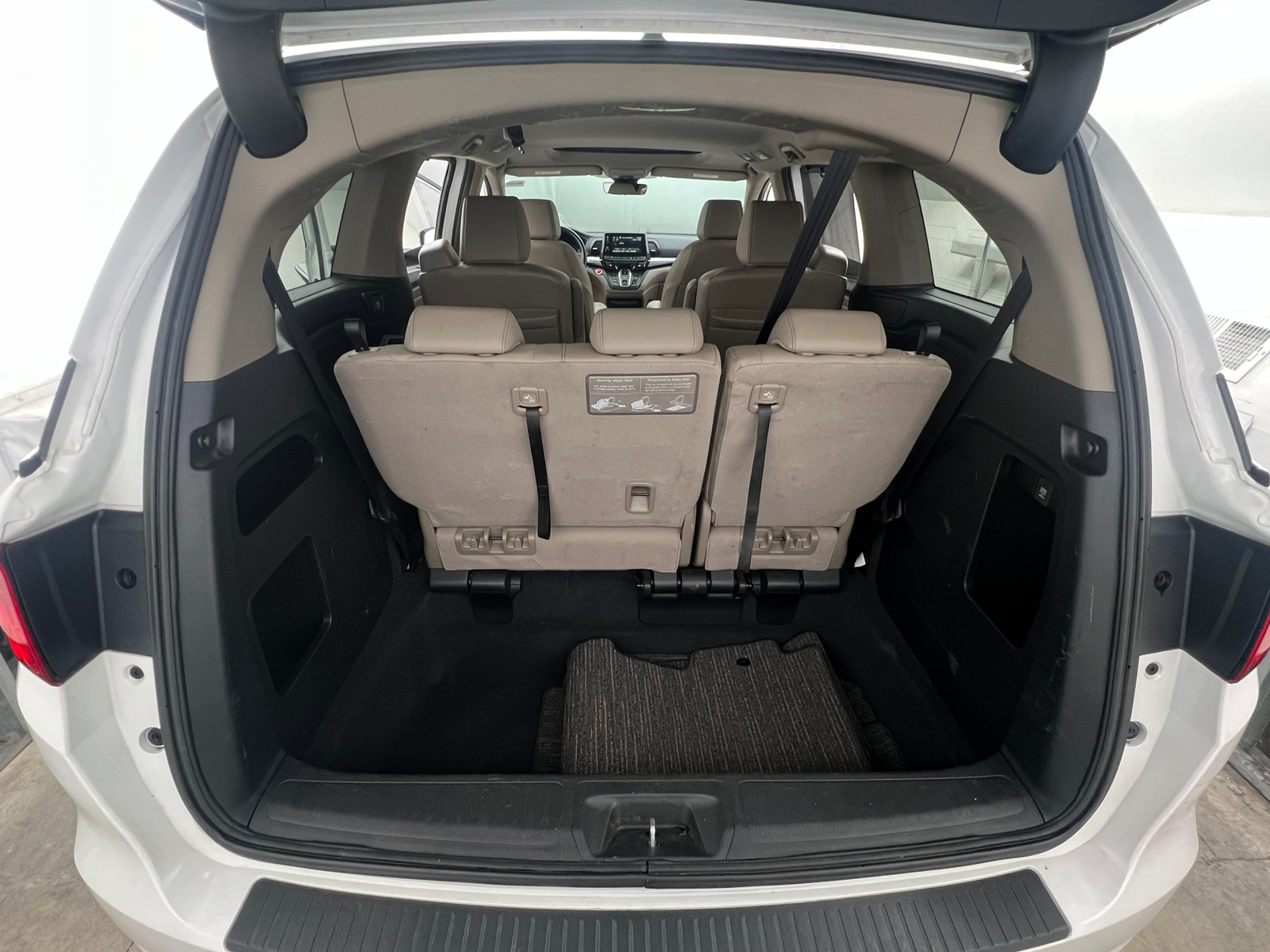 Thumbnail: 2022 Honda Odyssey - 6