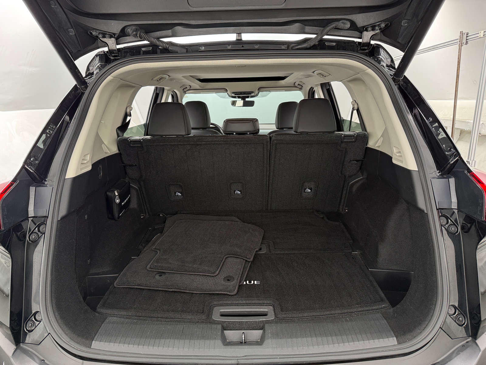 Thumbnail: 2023 Nissan Rogue - 6