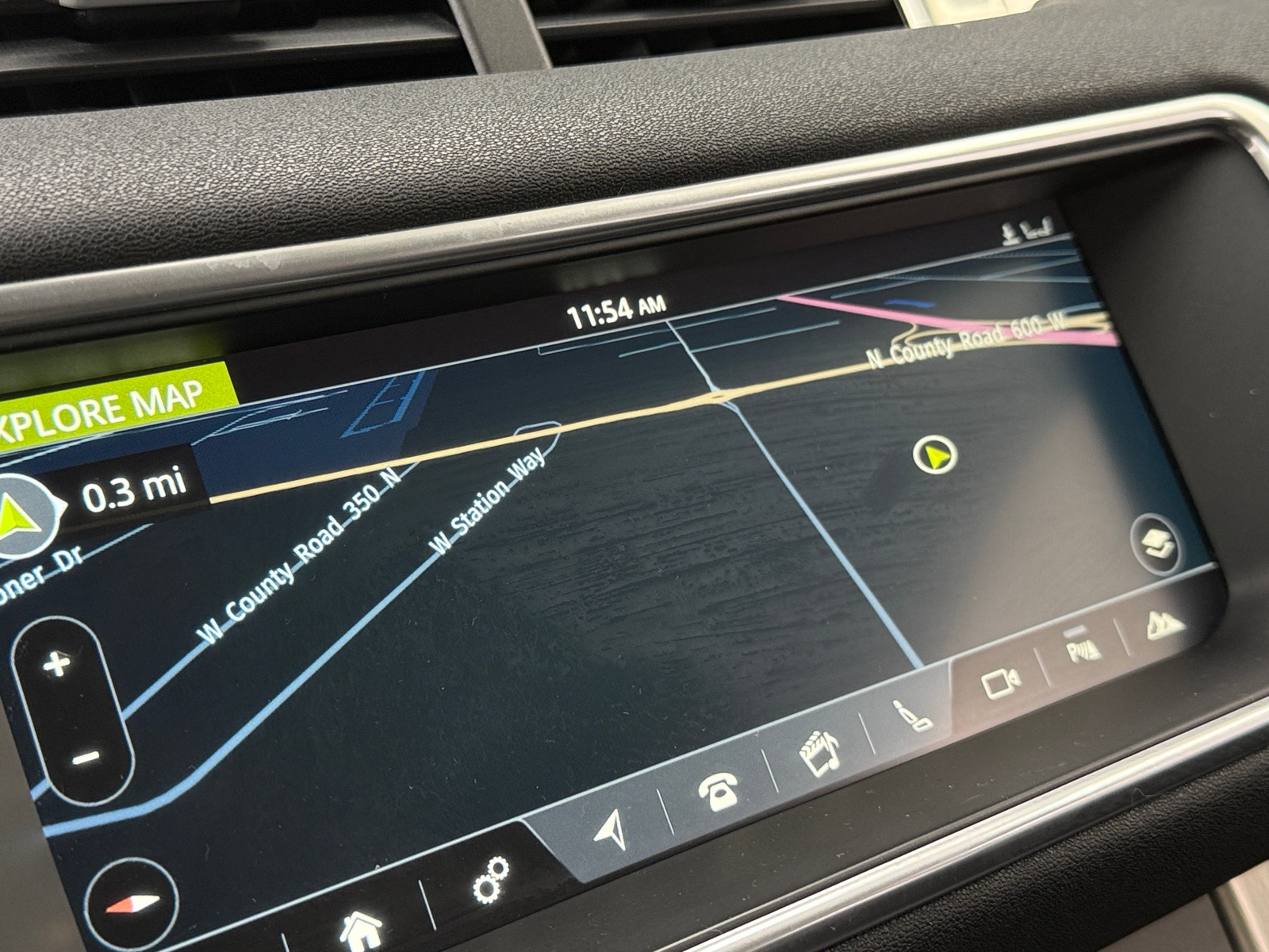 Thumbnail: 2017 Land Rover Range Rover Evoque - 3