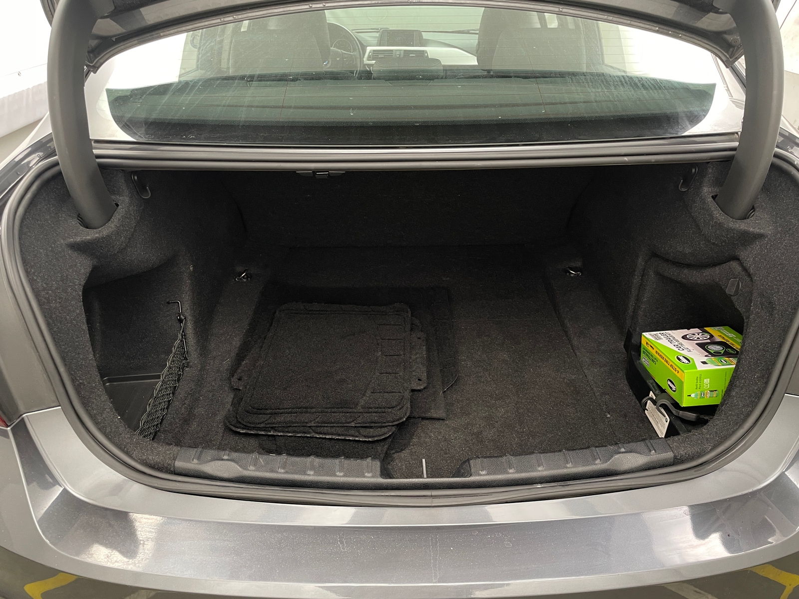 Thumbnail: 2018 BMW 3 Series - 6